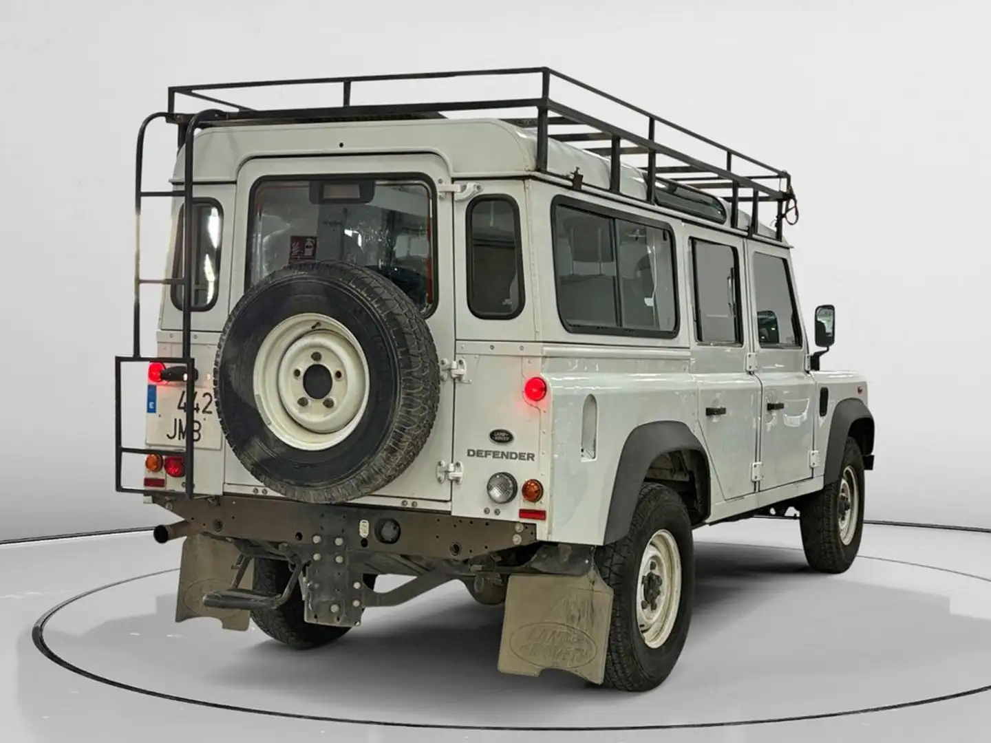 Land Rover Defender 110 TD4 E Biały - 2