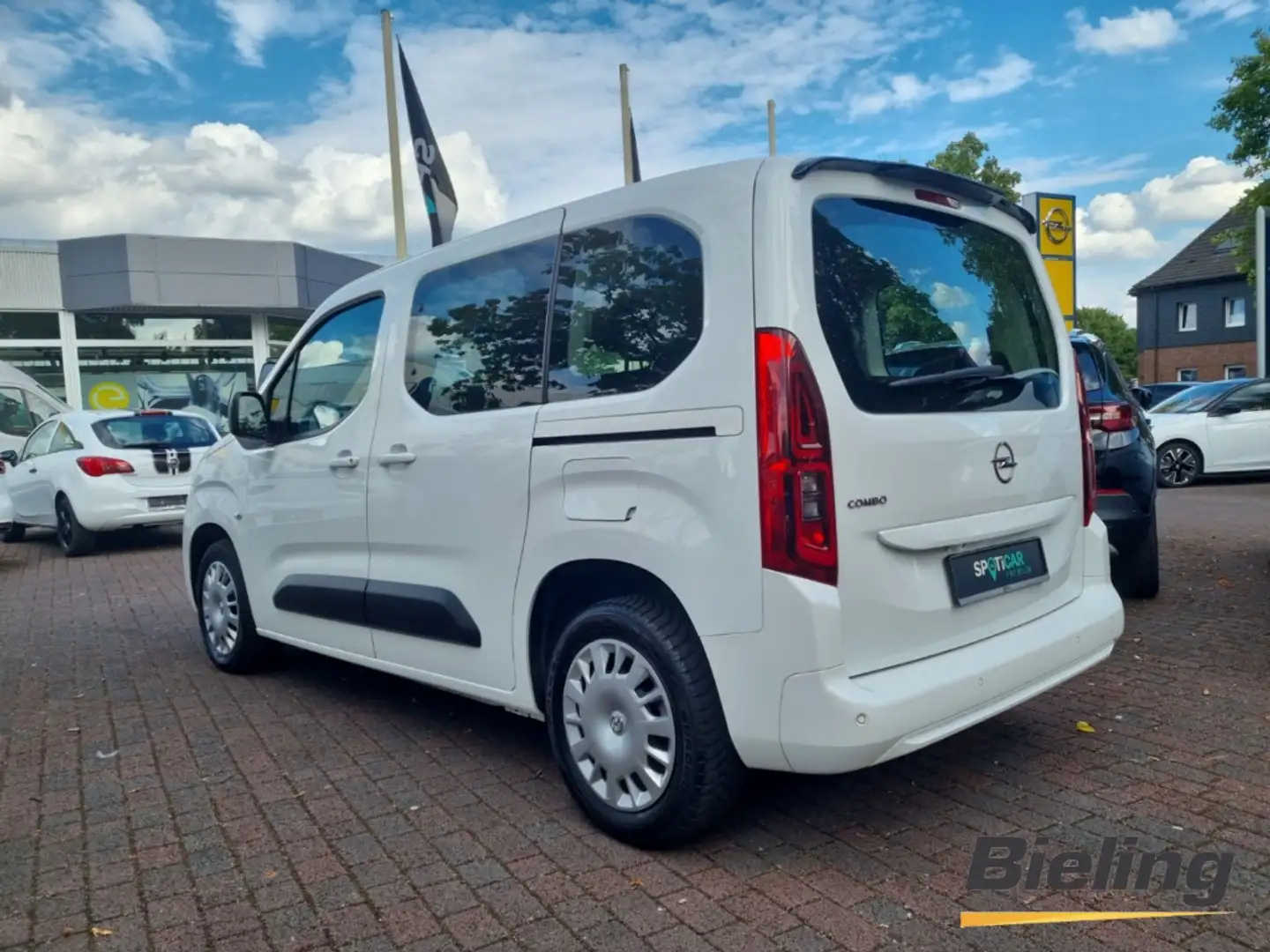 Opel Combo Life Edition 1.5 Diesel, NAVI, Parkpilot mit Kamera, Si Weiß - 2