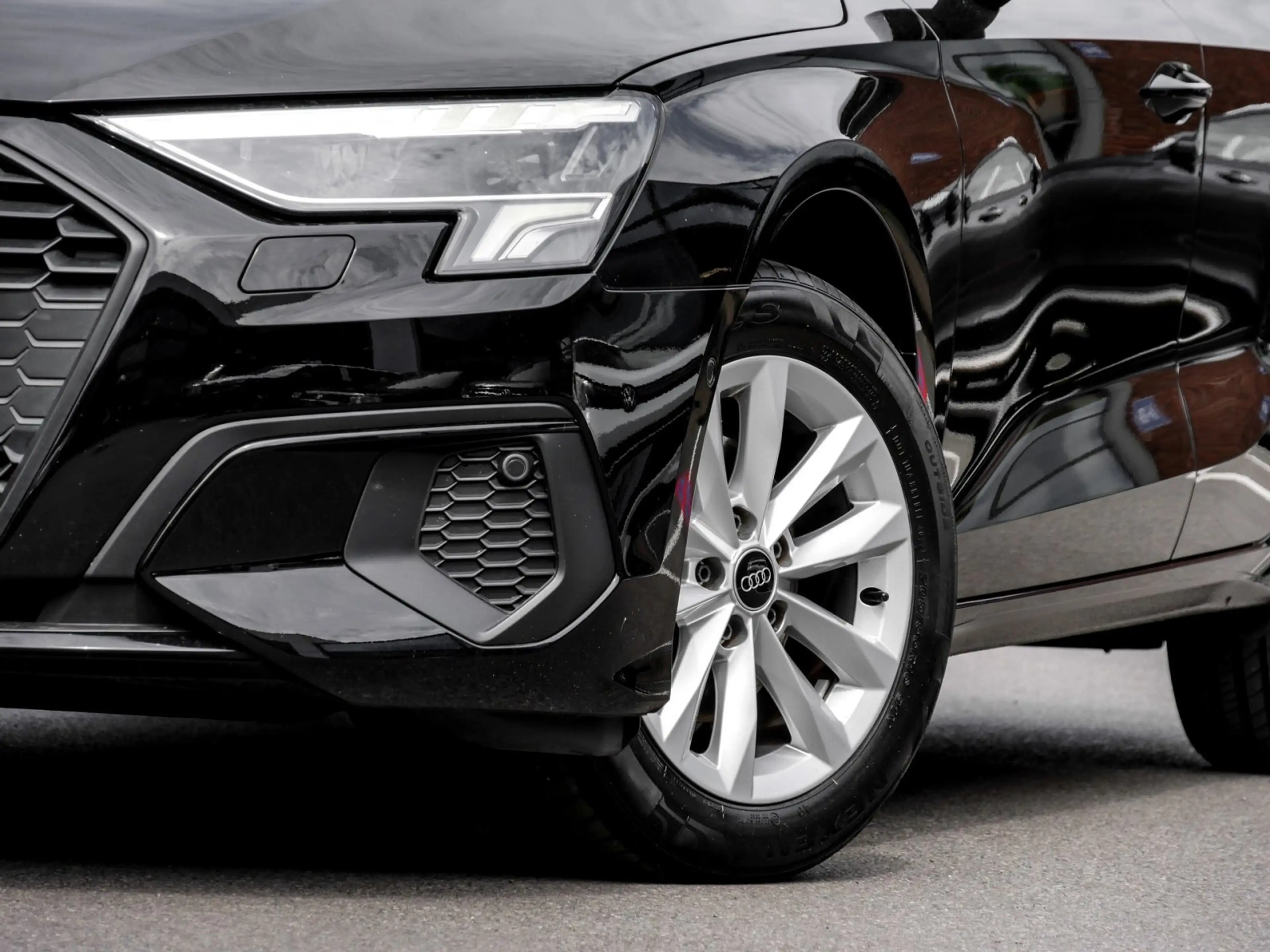 Audi A3 Sportback 30 TDI S tronic Nav+ LED B&O ACC CarP... — photo 5