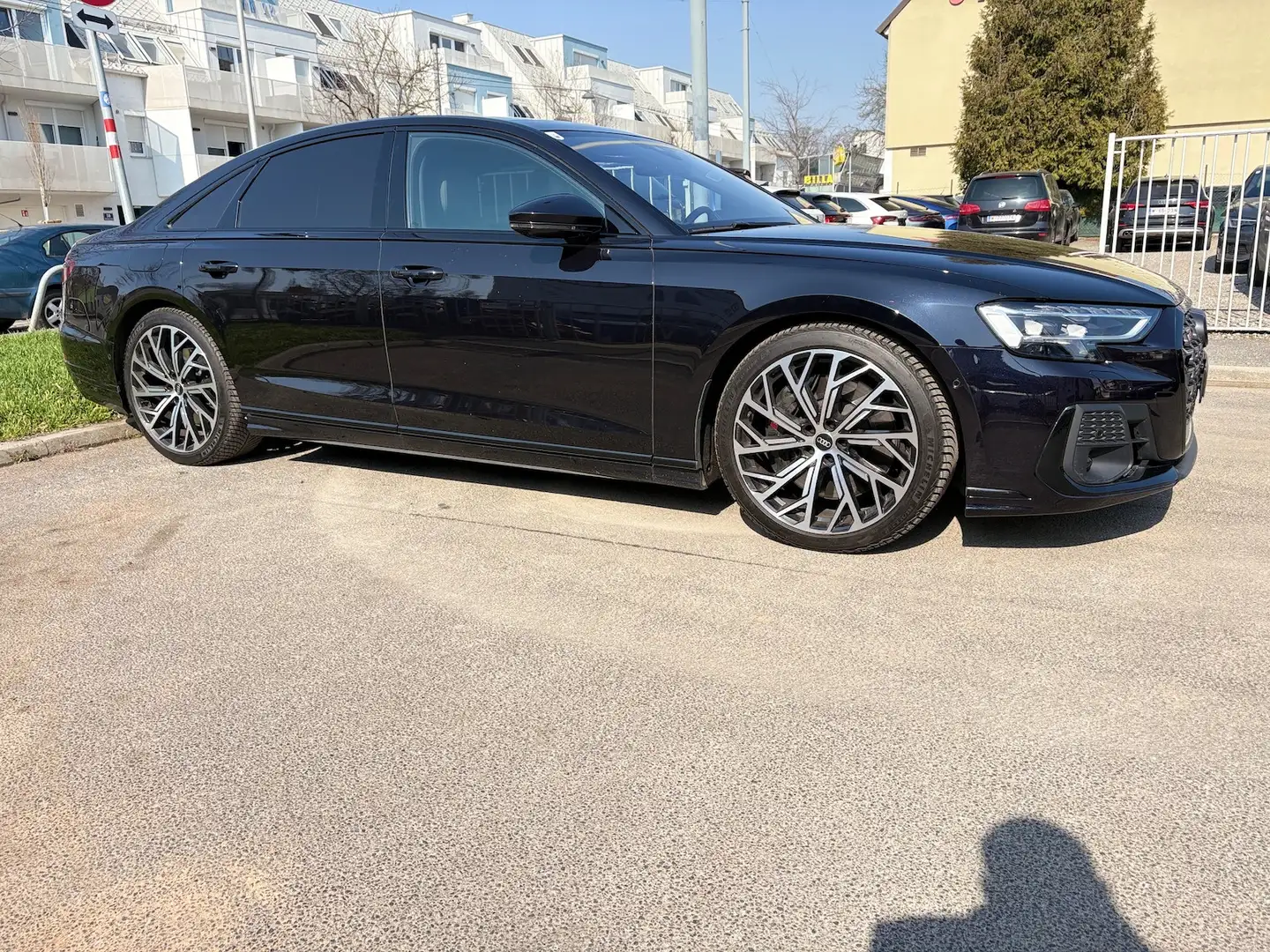 Audi S8 V8 TFSI quattro*MATRIX*PANO*HUD*TV*B&O*STDHZ* Schwarz - 1