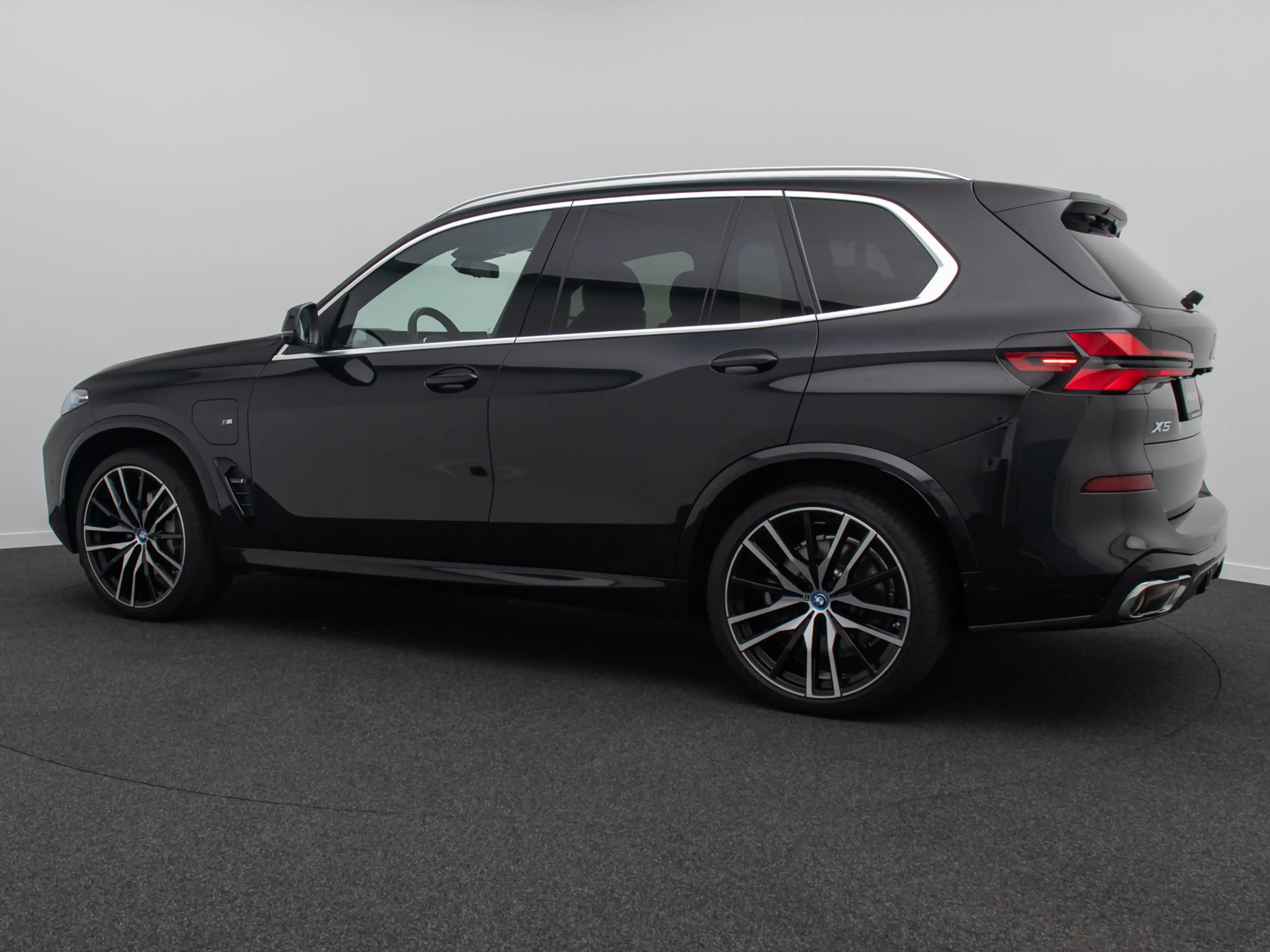 BMW X5 M Sport 360°H K Panorama AHK DAB 22Zoll — photo 10