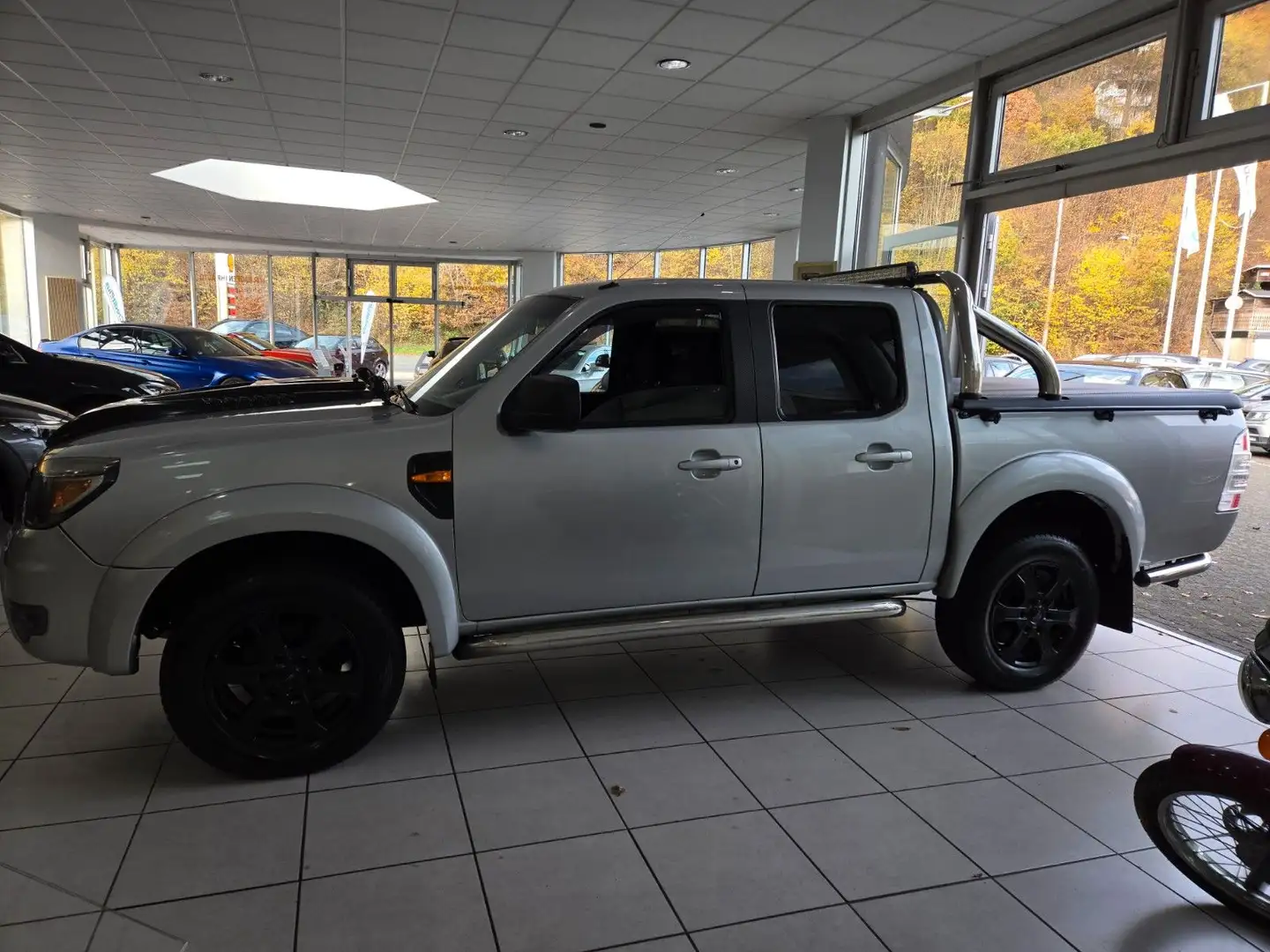 Ford Ranger XLT Doppelkabine 4X4*ATM 67000 KM Silber - 2