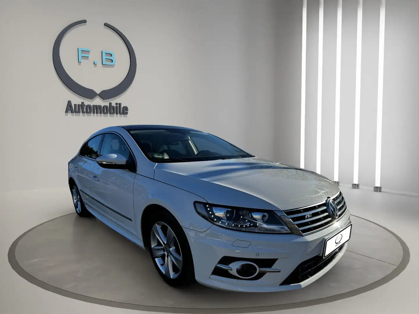 Volkswagen CC R-LINE BMT/RFK/KLIMA/PDC/PANO/UVM.. Weiß - 1