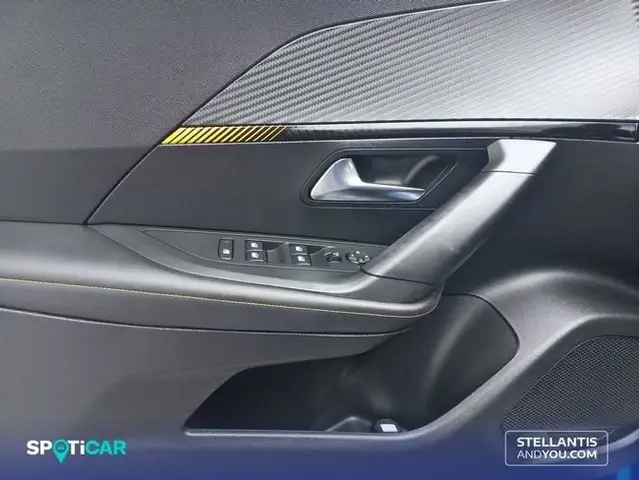 Peugeot 2008 view 16