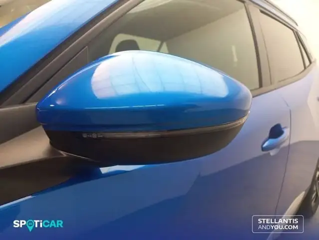 Peugeot 2008 view 14
