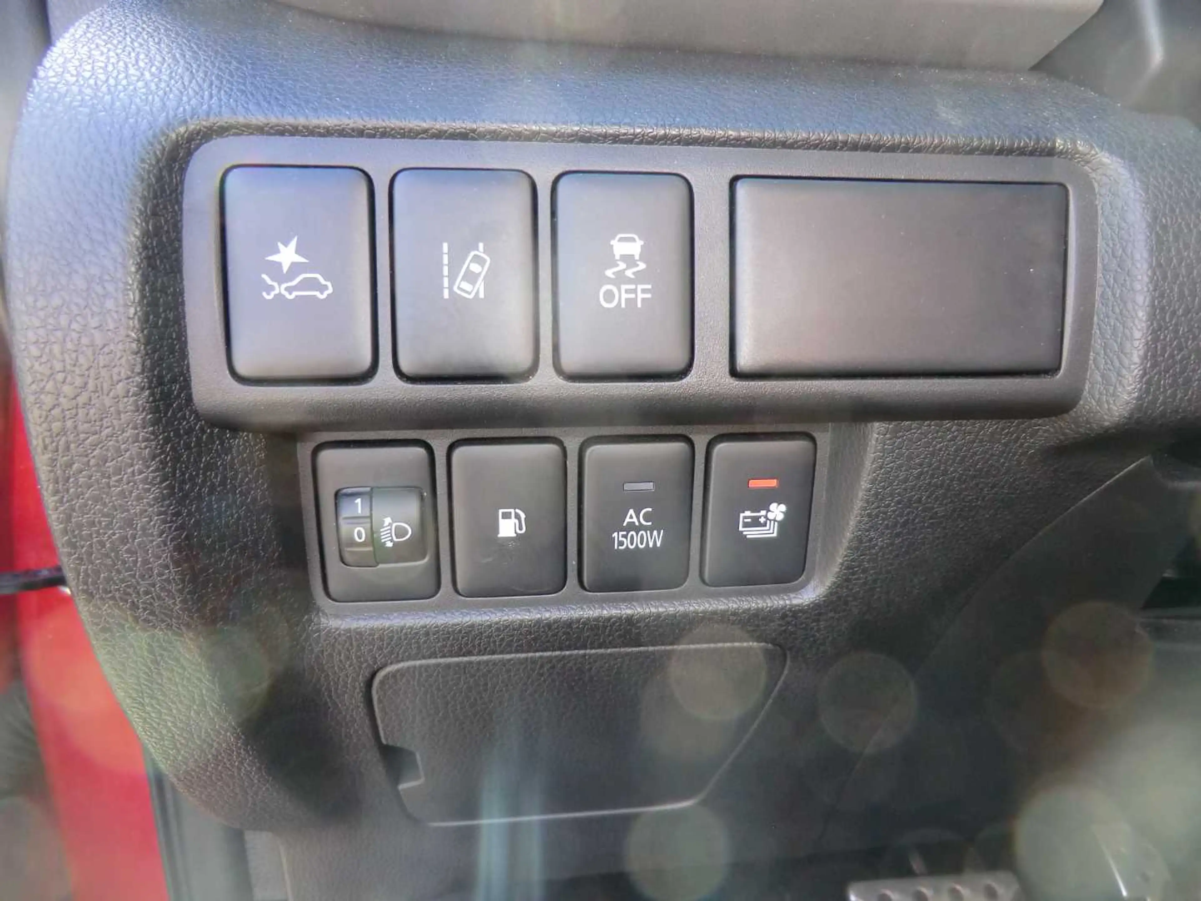Mitsubishi Eclipse Cross Plug-inHybrid Select Black 2.4 4WD — photo 13