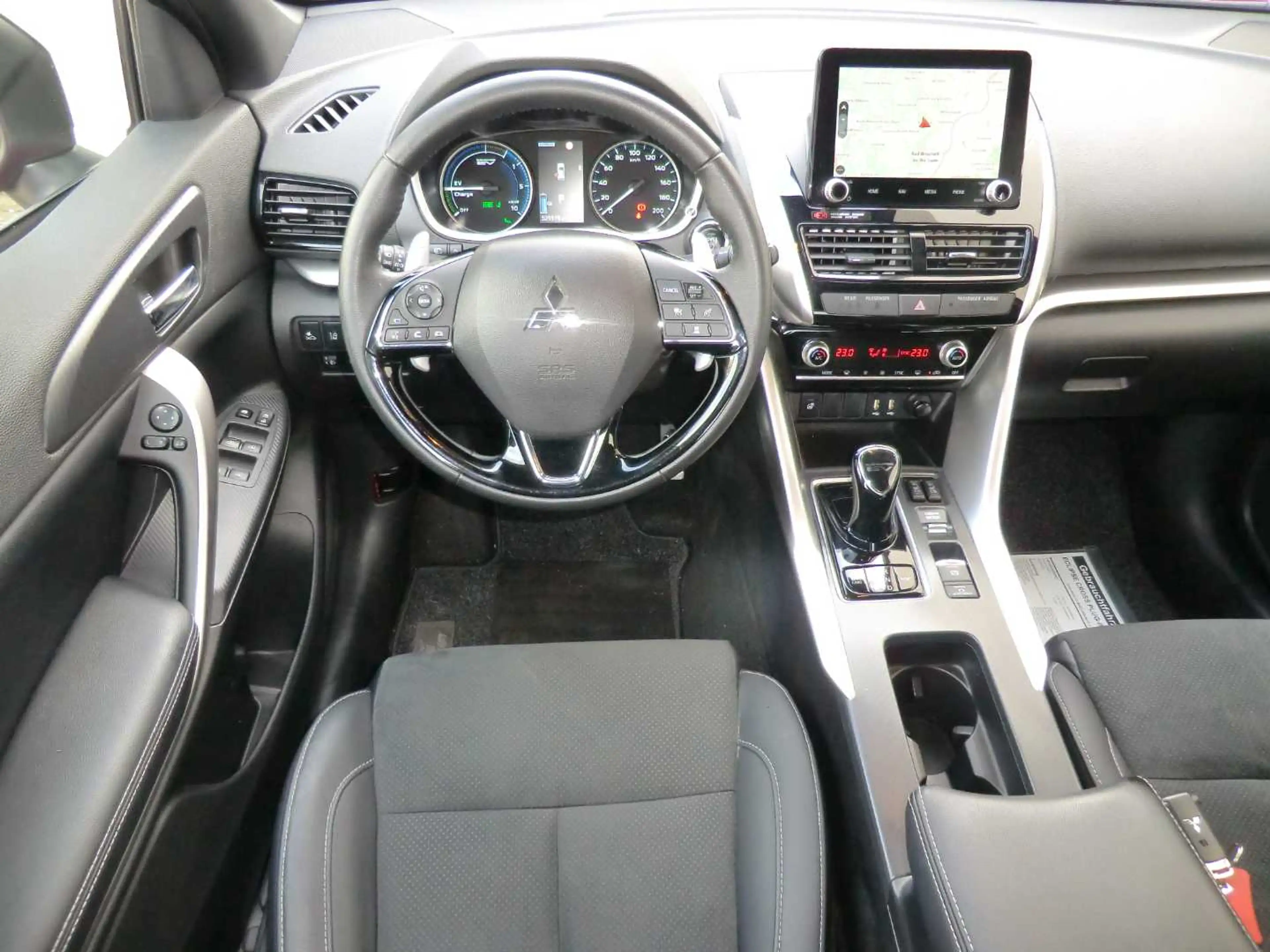 Mitsubishi Eclipse Cross Plug-inHybrid Select Black 2.4 4WD — photo 9