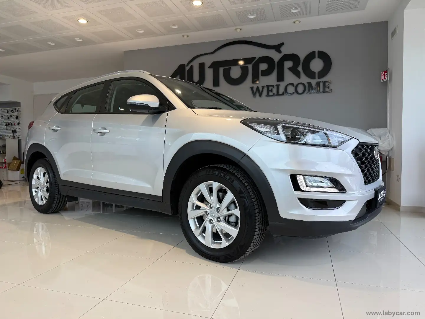 Hyundai TUCSON 1.6 CRDi XTech Gris - 2