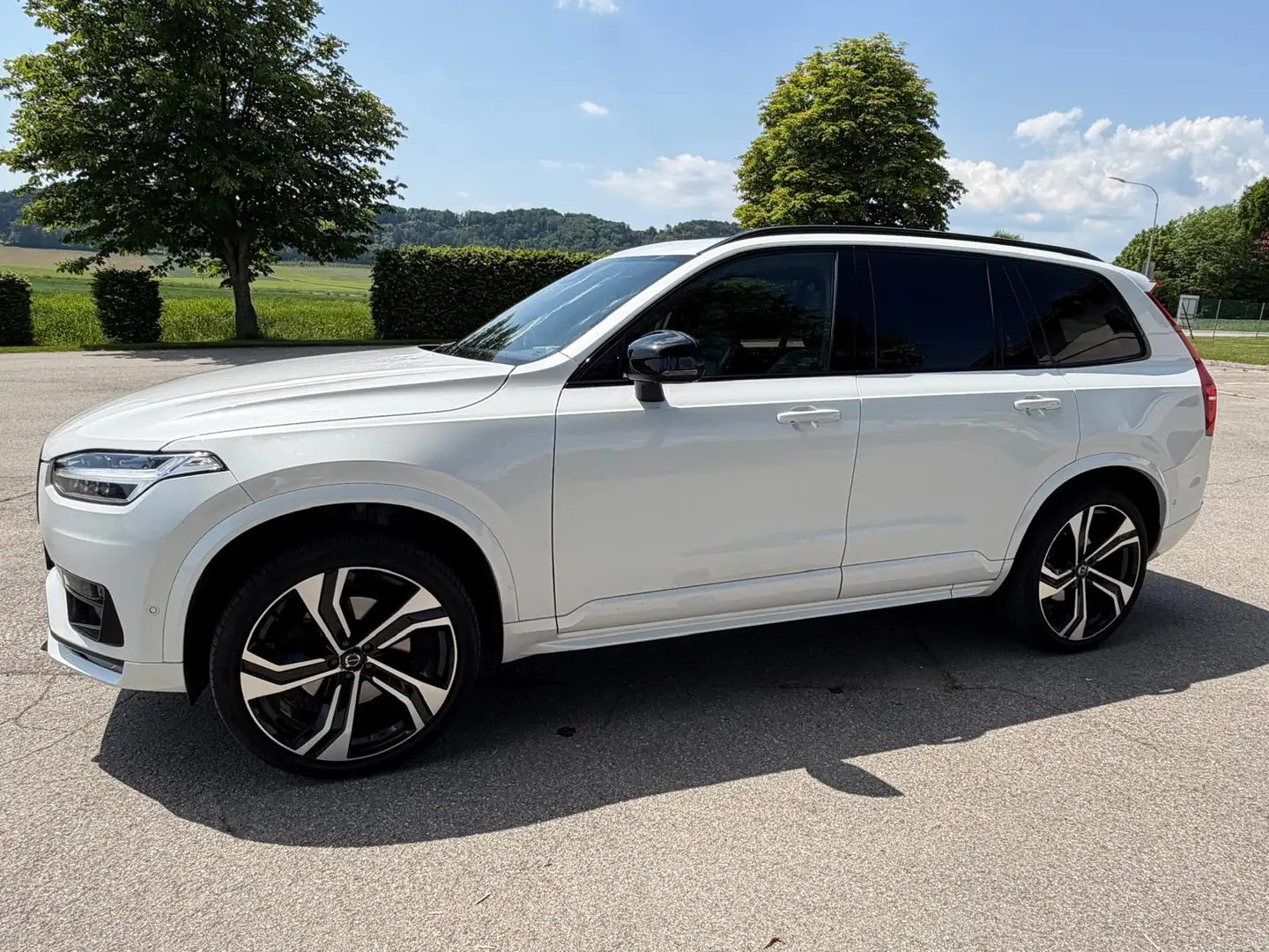 Volvo XC90 VOLVO XC90 B5 AWD Mild Hybrid Plus Dark Weiß - 1