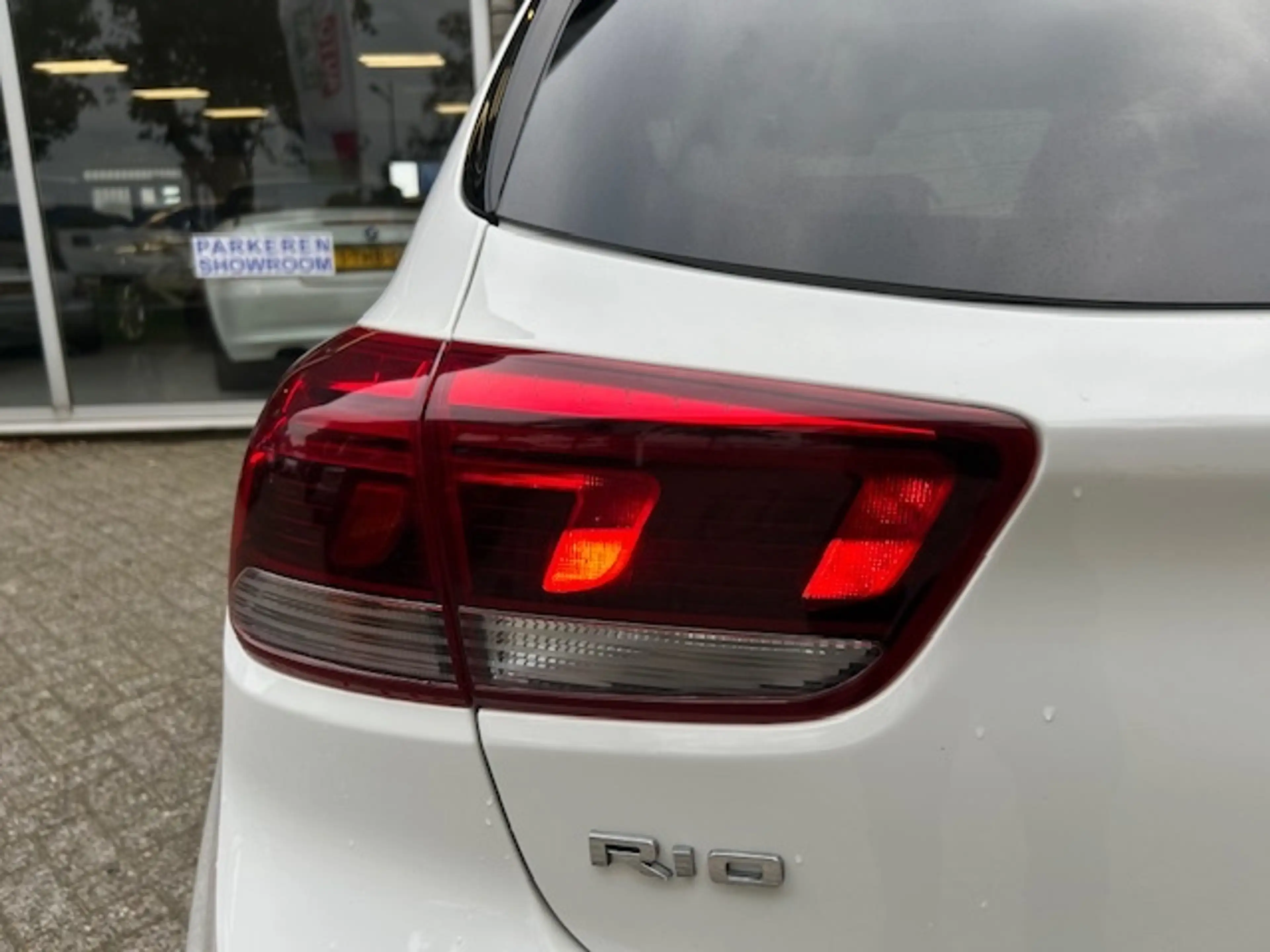 Kia Rio 1.0 T-GDi MHEV DynamicPlusLine Carplay/Nav — photo 11