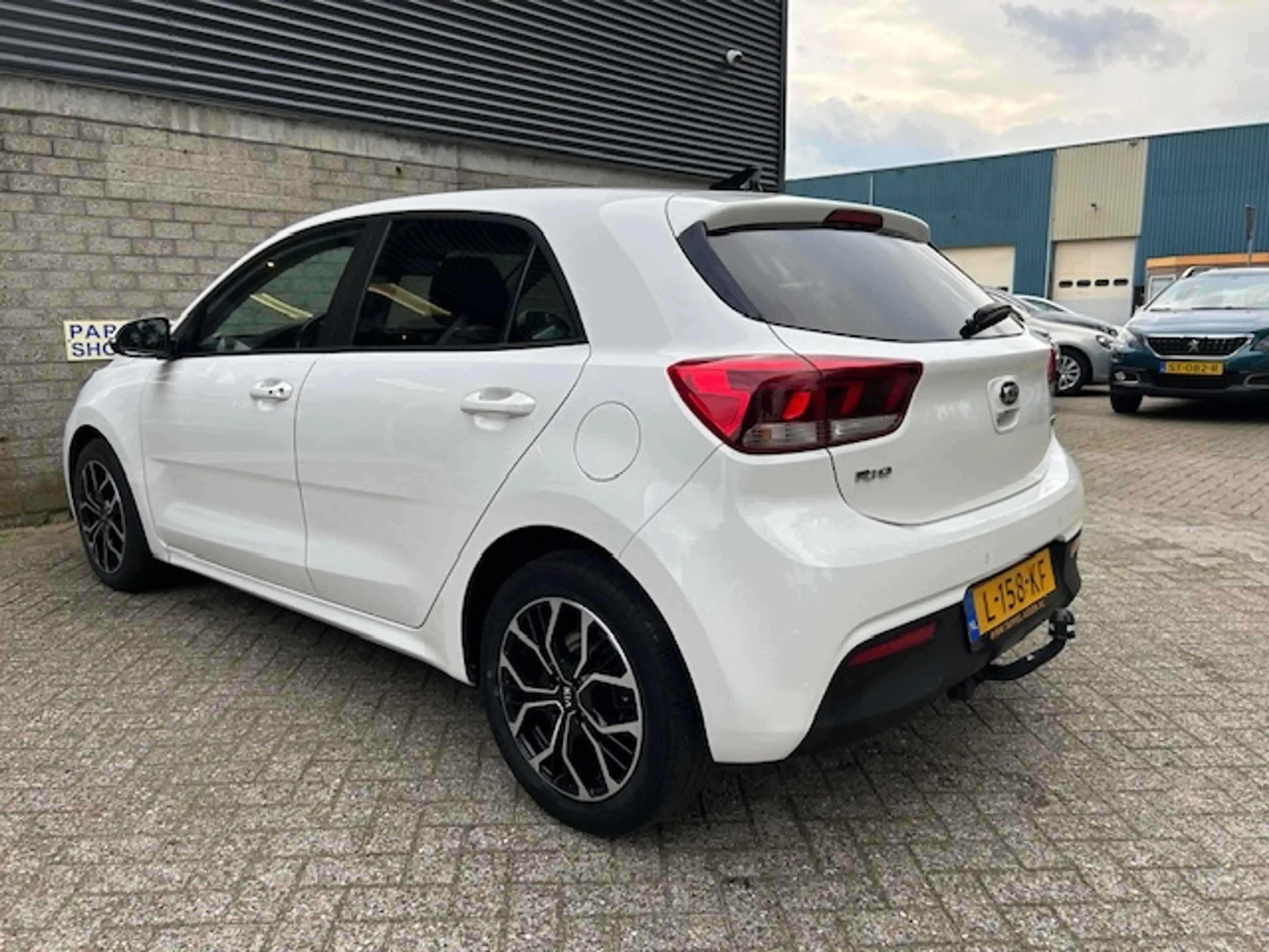 Kia Rio 1.0 T-GDi MHEV DynamicPlusLine Carplay/Nav — photo 9