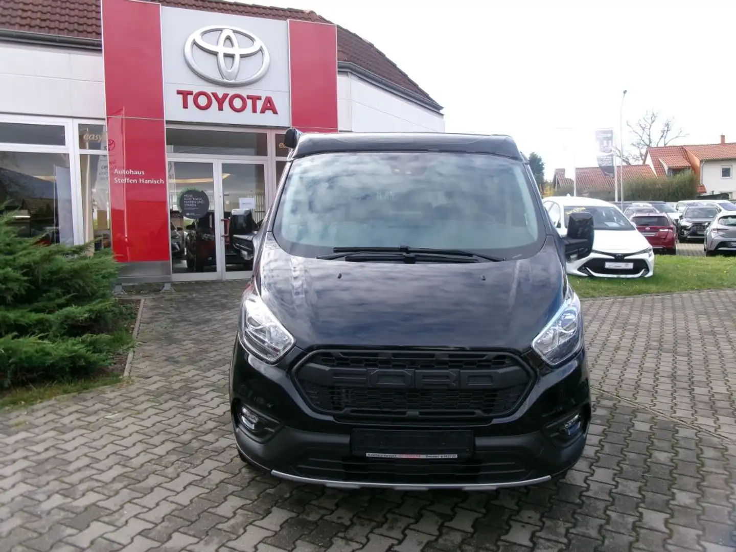 Ford Crosscamp 2.0l Globevan Trail  NW-83 Noir - 2