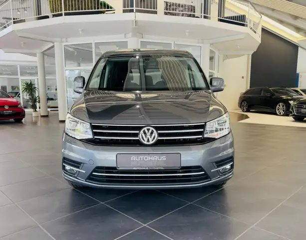 Volkswagen Caddy view 2
