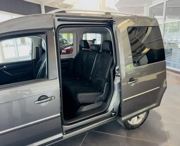 Volkswagen Caddy view 9