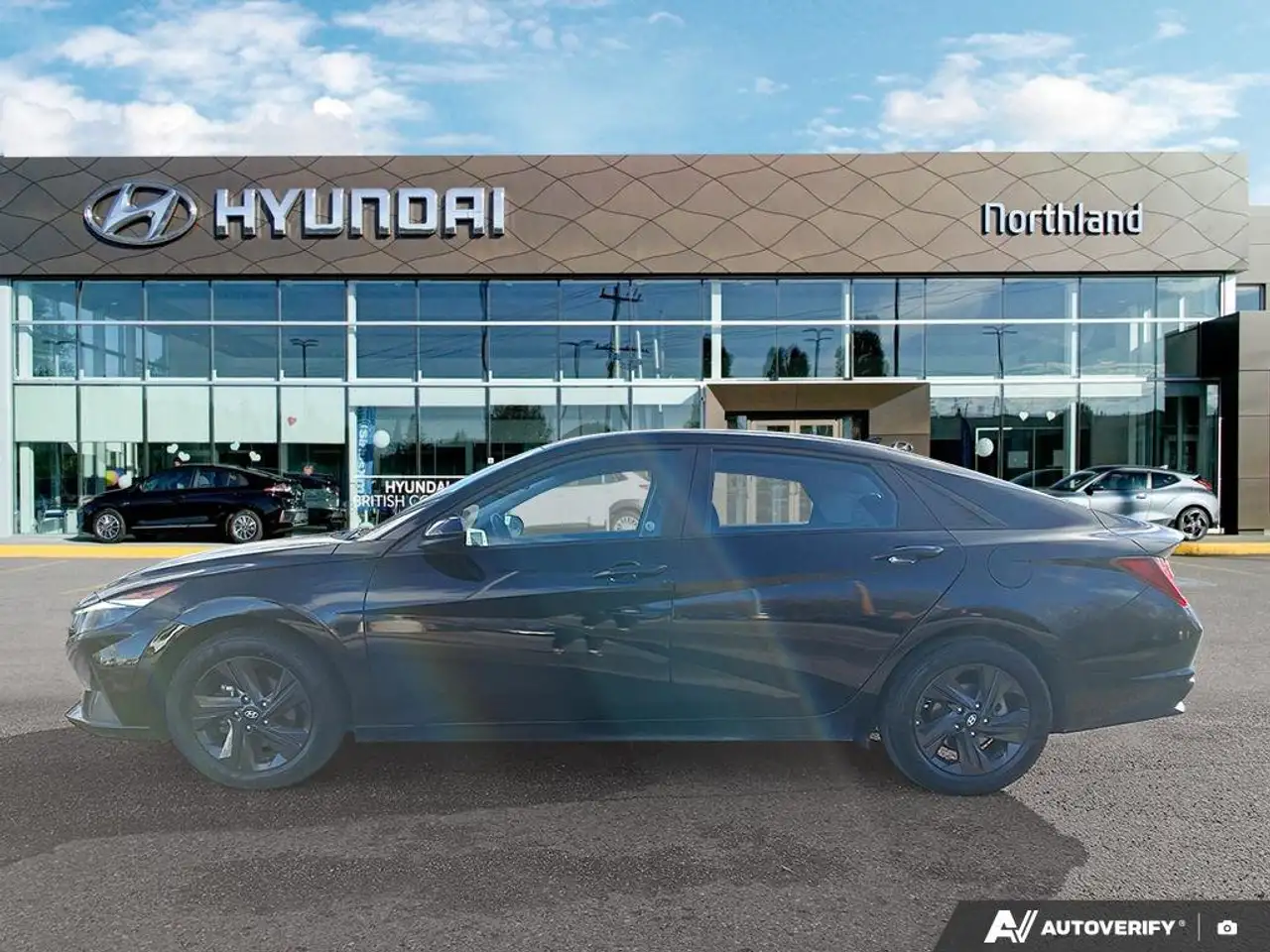 Hyundai ELANTRA снимка Hyundai ELANTRA