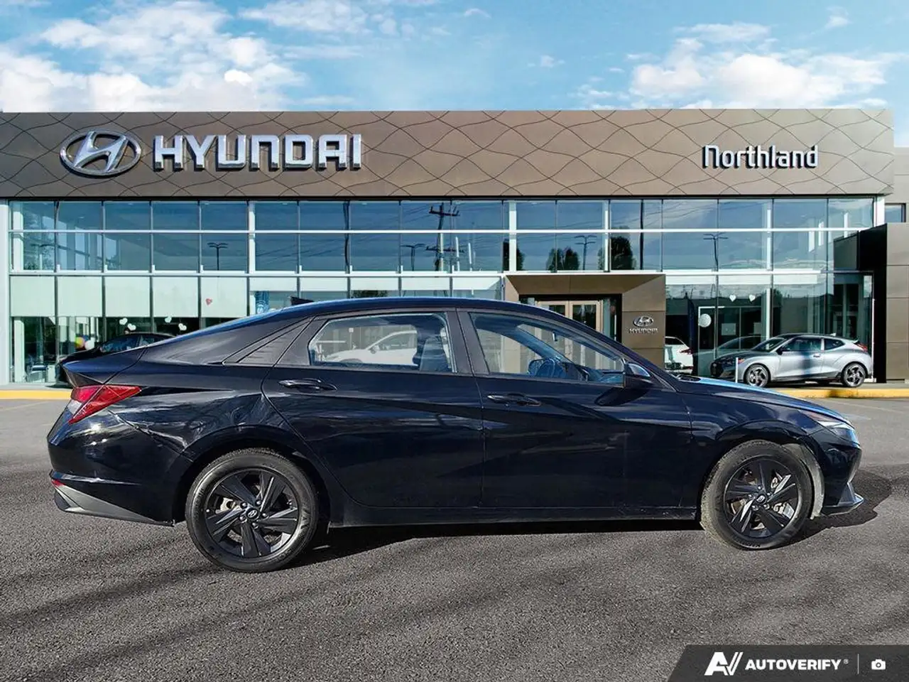 Hyundai ELANTRA снимка Hyundai ELANTRA