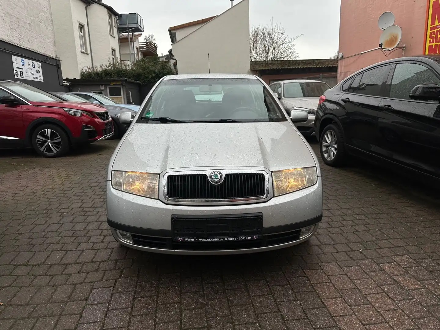 Skoda Fabia 1.4 16V Excellent Automatik Klima Sitzheiz Silber - 2