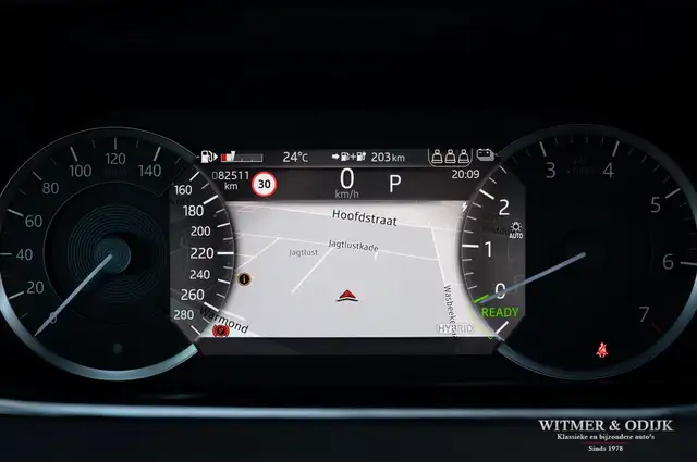 Land Rover Range Rover Evoque view 11
