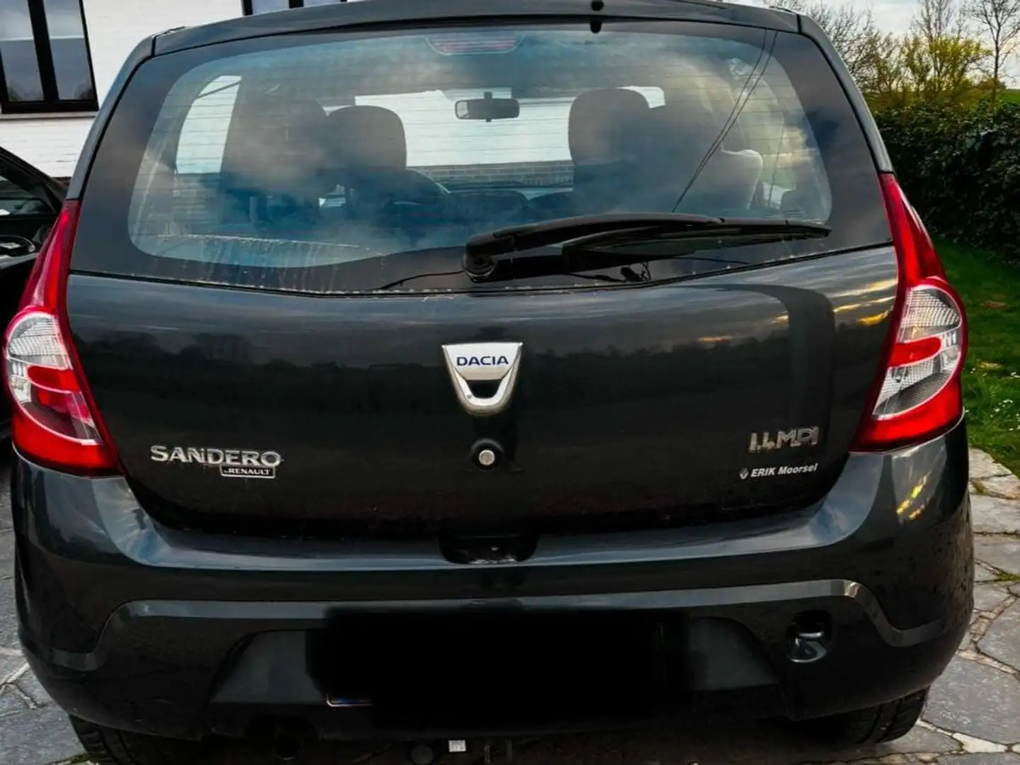 Dacia Berlina Blauw - 1