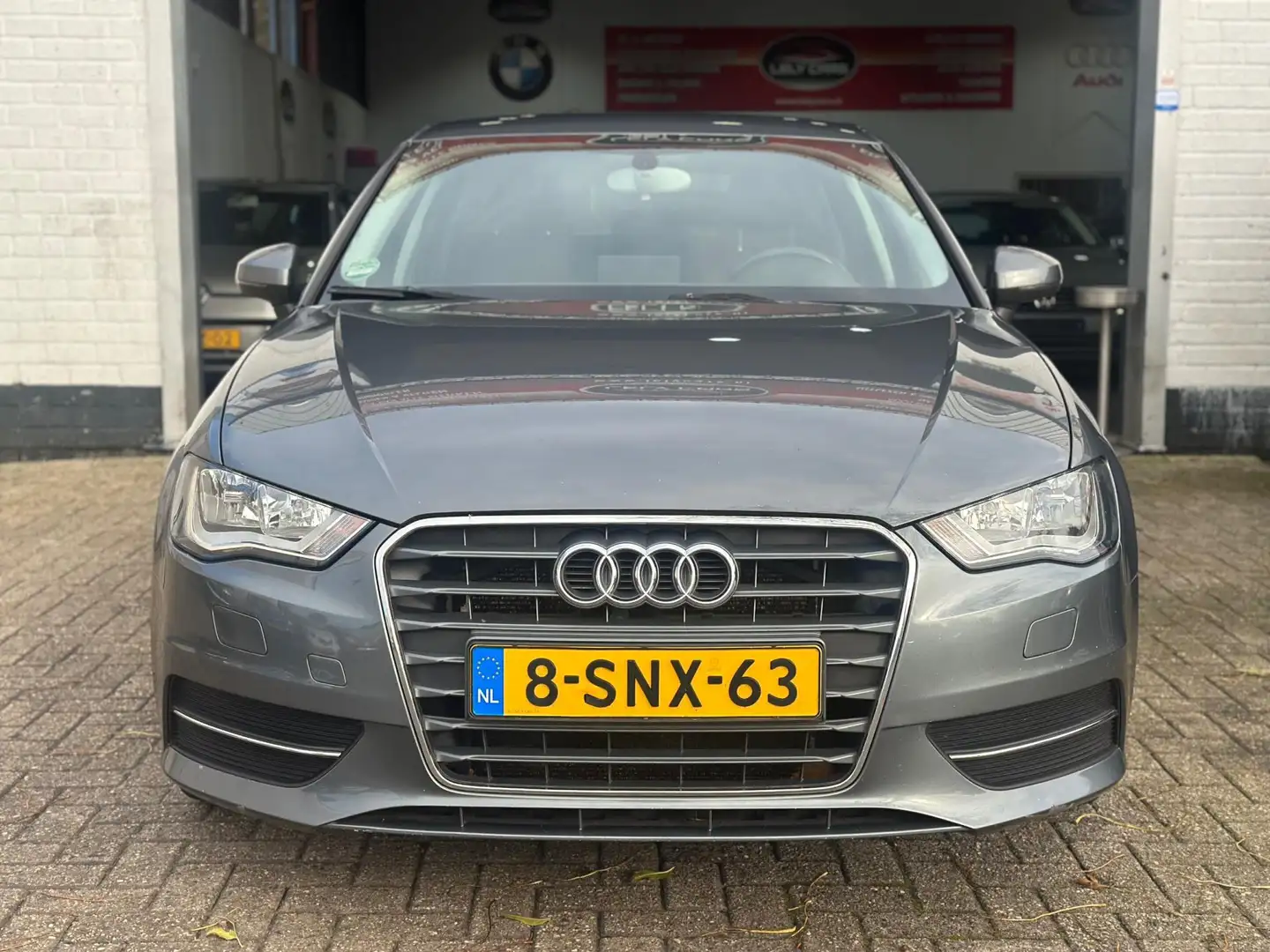 Audi A3 Sportback 1.4 TFSI Attraction Pro Line Bj:2013 Par Grijs - 2