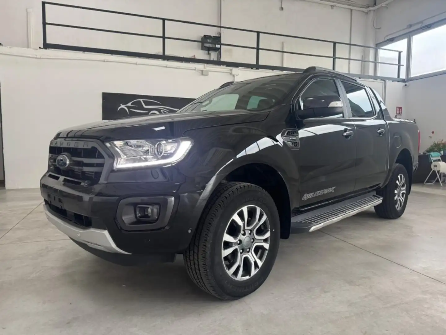 Ford Ranger 2.0 TDCi aut. 213 CV Wildtrak 5 posti Gris - 1