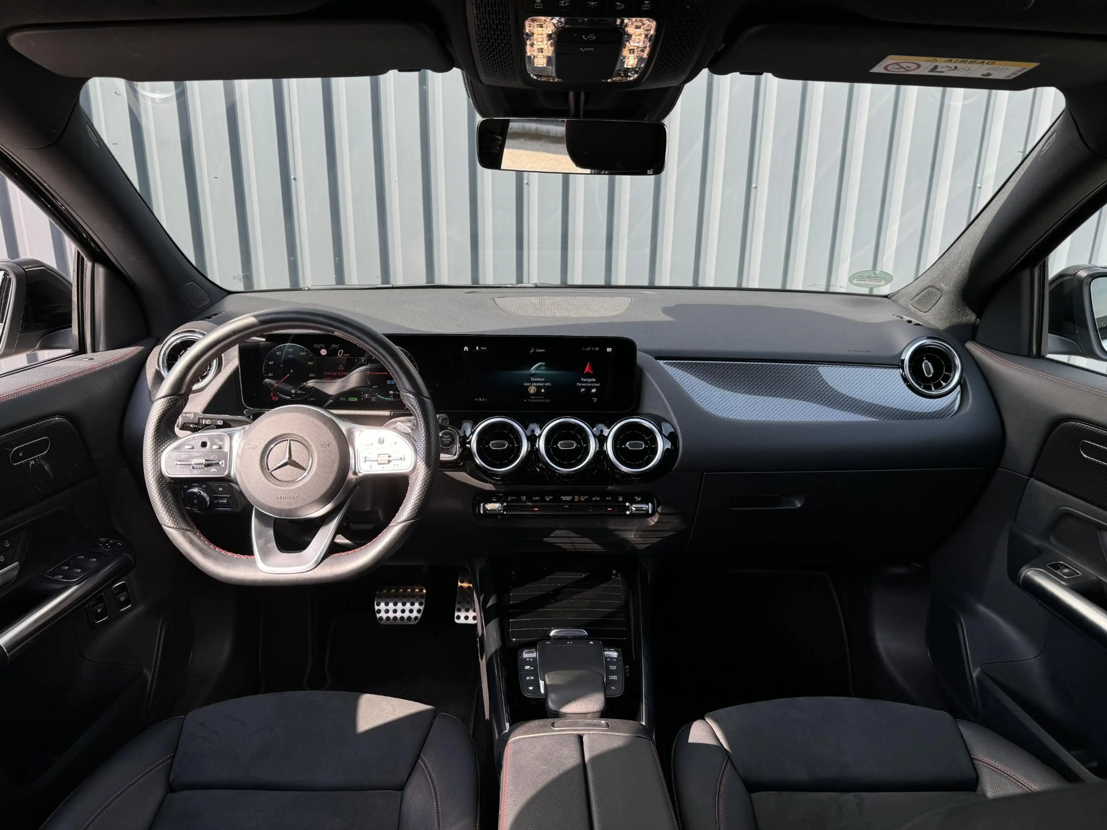 Mercedes-Benz GLA 250 250e AMG/360/ACC/BUSINESS — photo 2