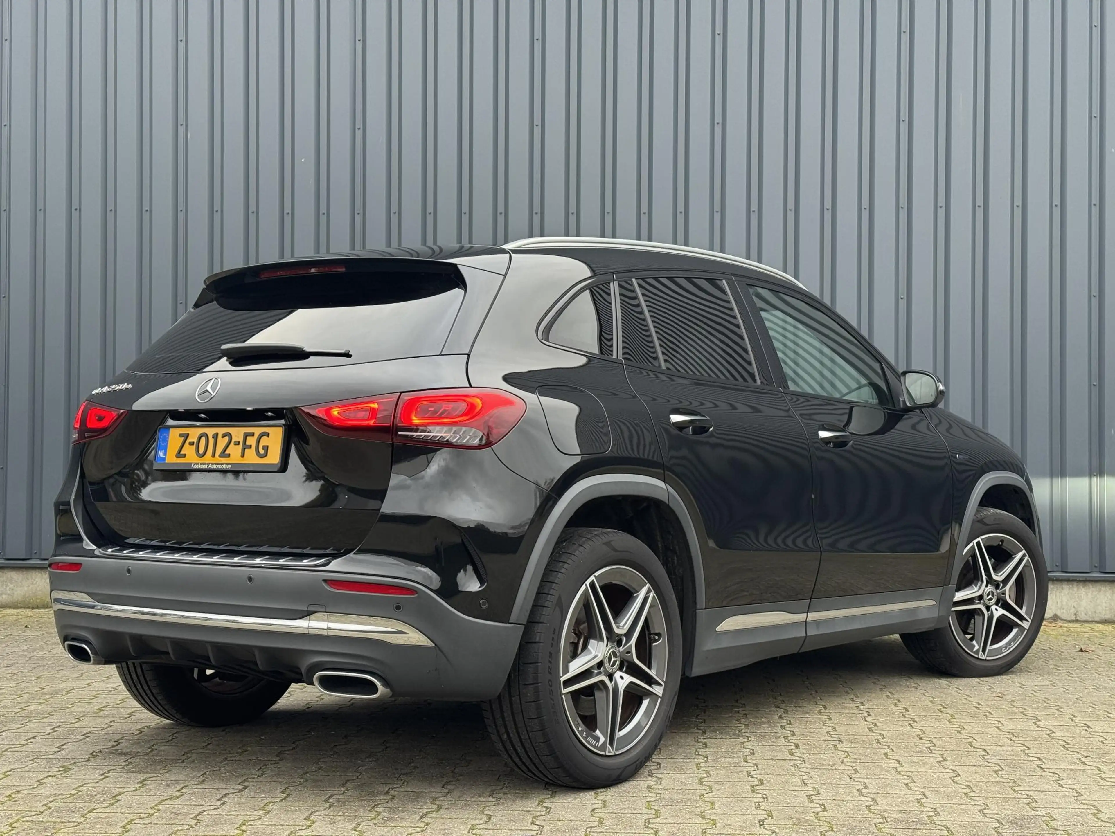 Mercedes-Benz GLA 250 250e AMG/360/ACC/BUSINESS — photo 3