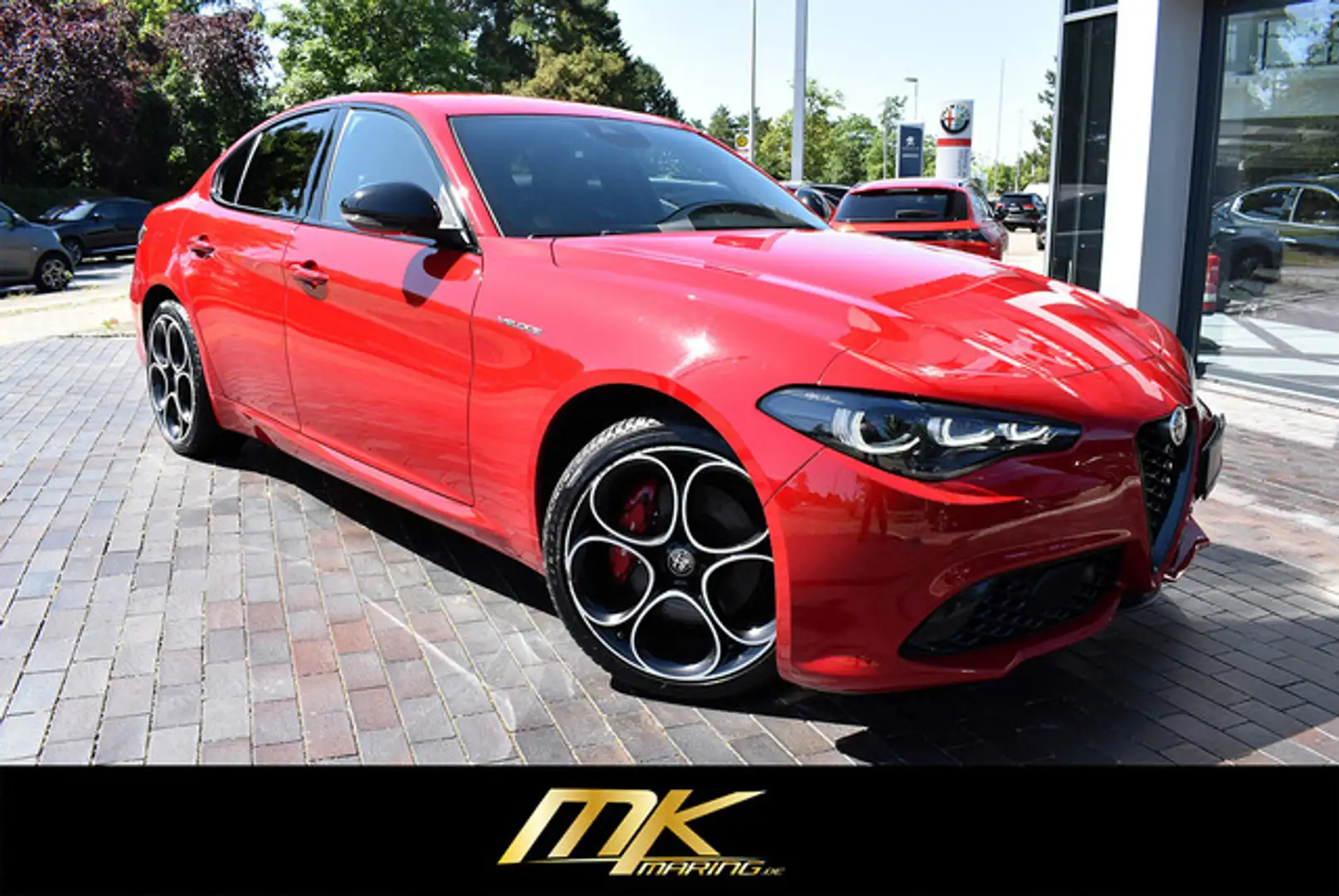 Alfa Romeo Giulia VELOCE Q4*MATRIX*ACC*CARPLAY*F1*H&K SOUND Red - 1