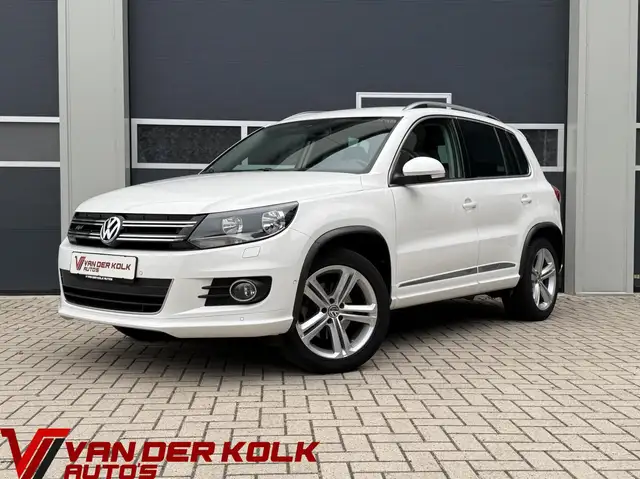 Volkswagen Tiguan 1.4 TSI R-Line | Alcantara | CarPlay | Navigatie |