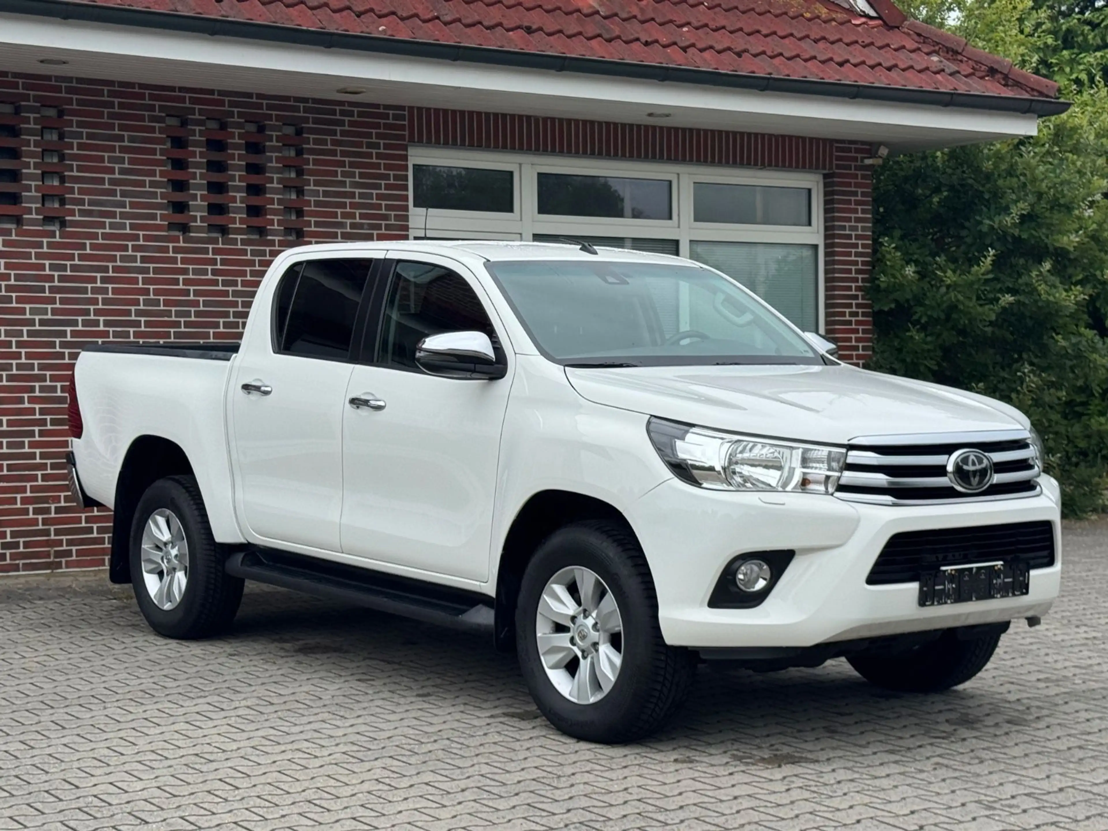 Toyota Hilux Double Cab Duty 4x4*R-KAMERA*AHK* — photo 7