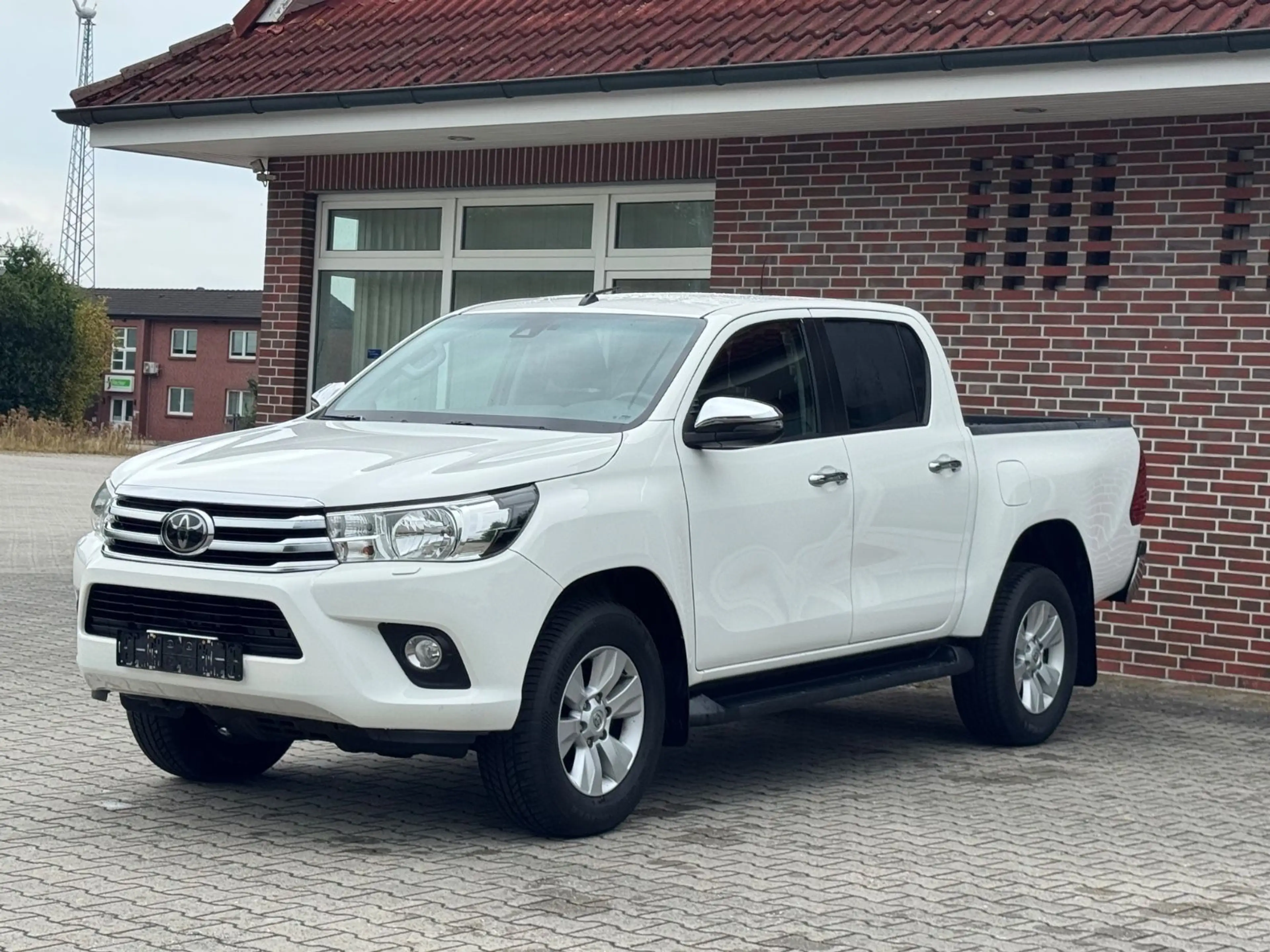 Toyota Hilux Double Cab Duty 4x4*R-KAMERA*AHK* — photo 8