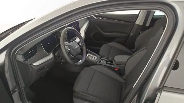 Skoda Octavia view 9