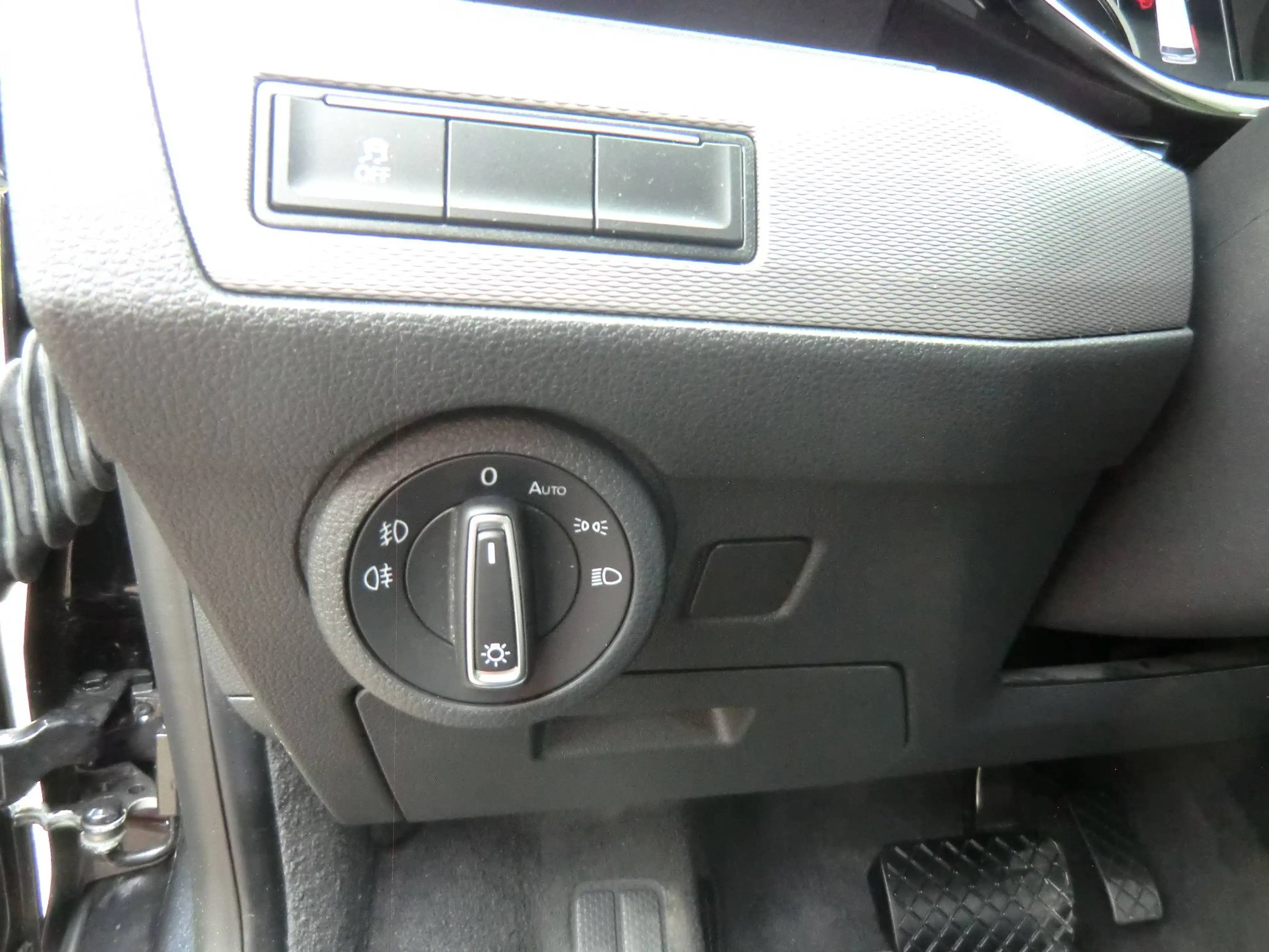 Volkswagen T6.1 Multivan Multivan G. Six, 1.Hd., unfallfrei, sg.Zustand, LED, 7 Sitze uvm. — photo 15