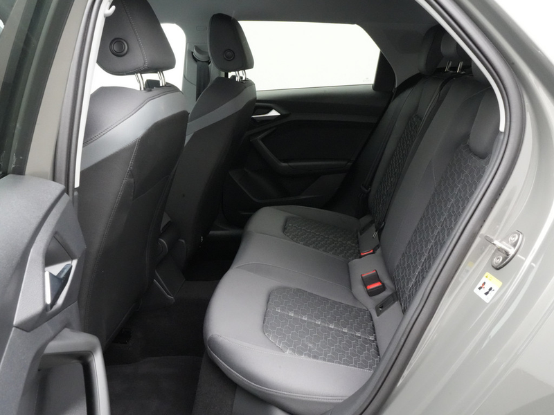 Audi A1 Sportback S line S-TRON VIRT CARPLAY SHZ P — photo 10