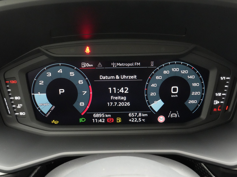 Audi A1 Sportback S line S-TRON VIRT CARPLAY SHZ P — photo 5