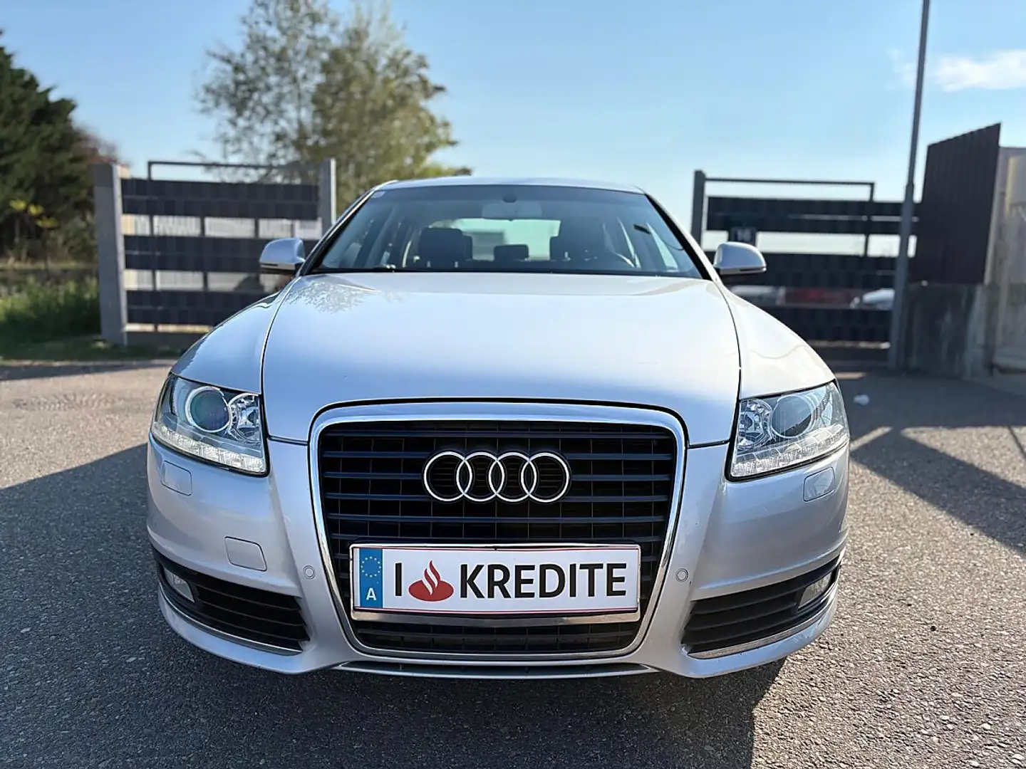 Audi A6 2,0 TDI DPF **AUTOMATIK * GEPFLEGT *159.000KM** Silber - 2