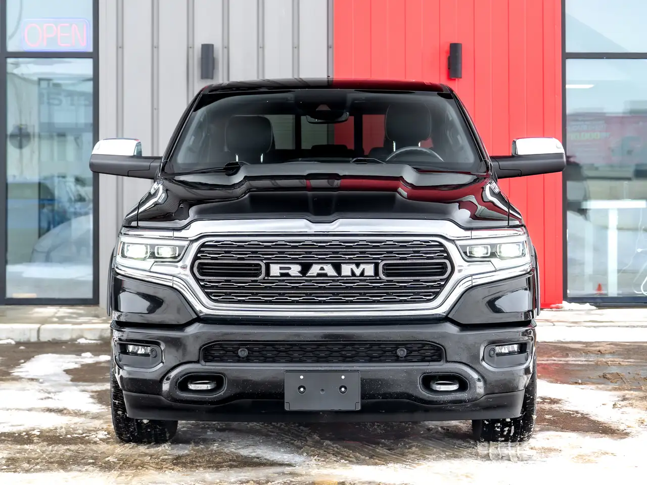 RAM 1500 снимка RAM 1500