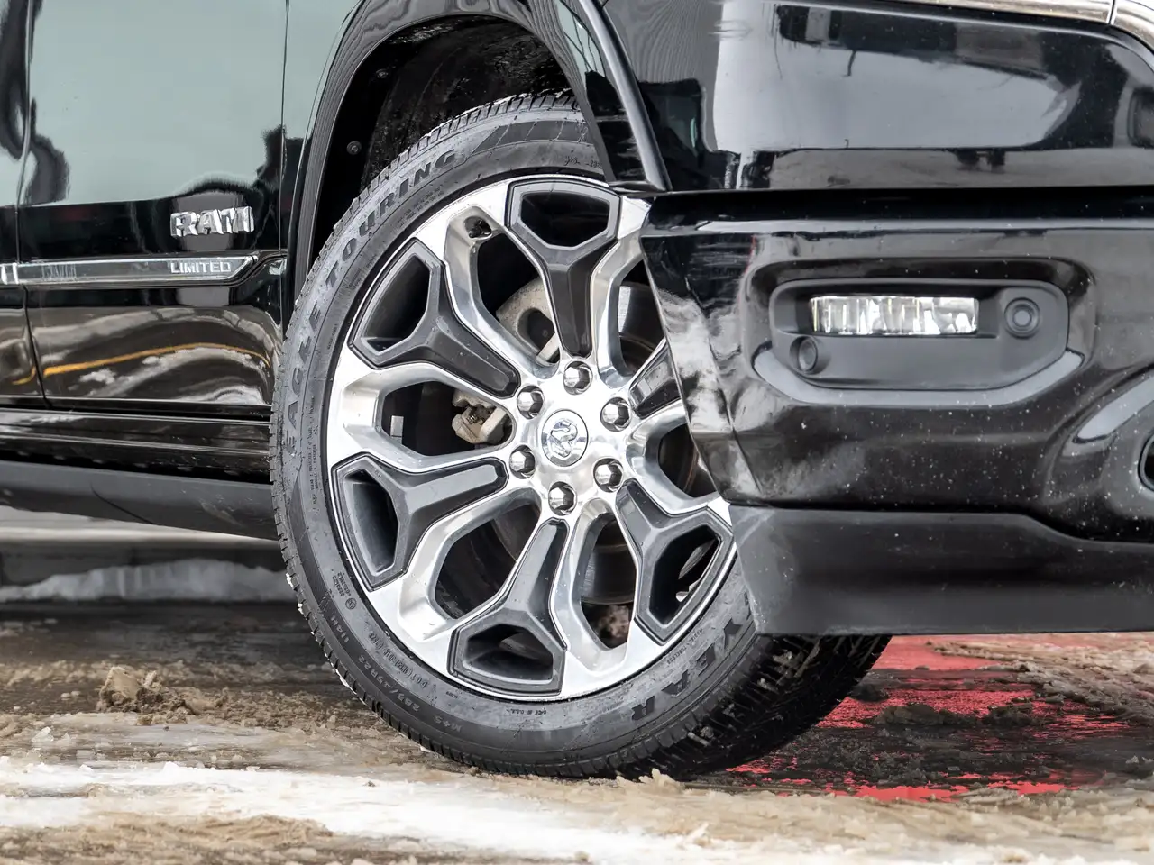 RAM 1500 снимка RAM 1500