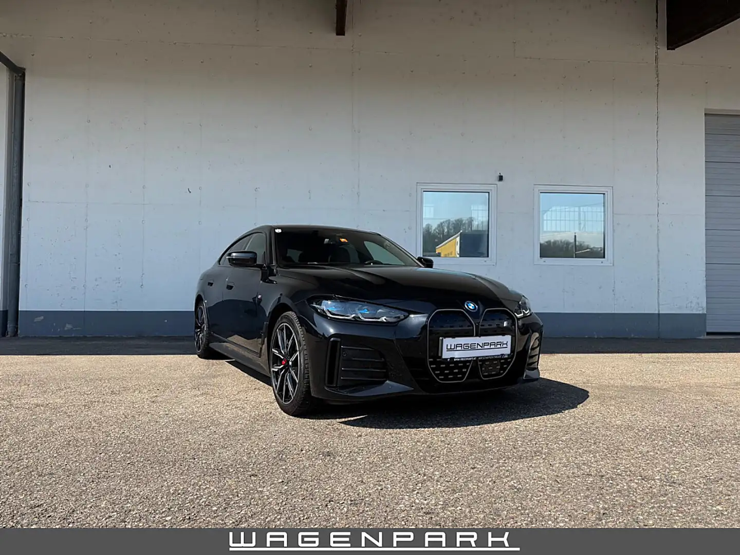 BMW i4 Gran Coupe 35 eDrive M Sport 67kWh Schwarz - 1