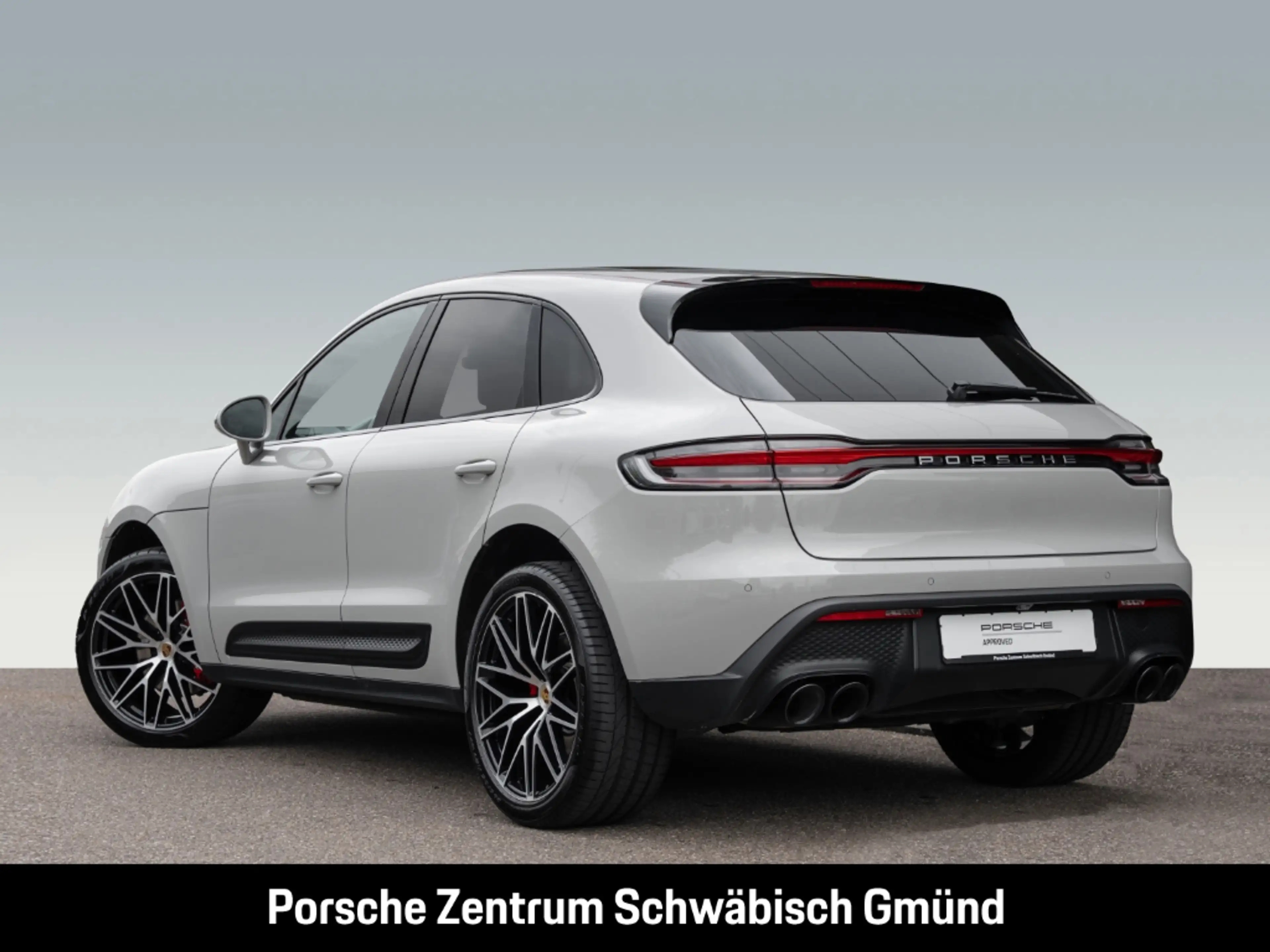 Porsche Macan S — photo 3