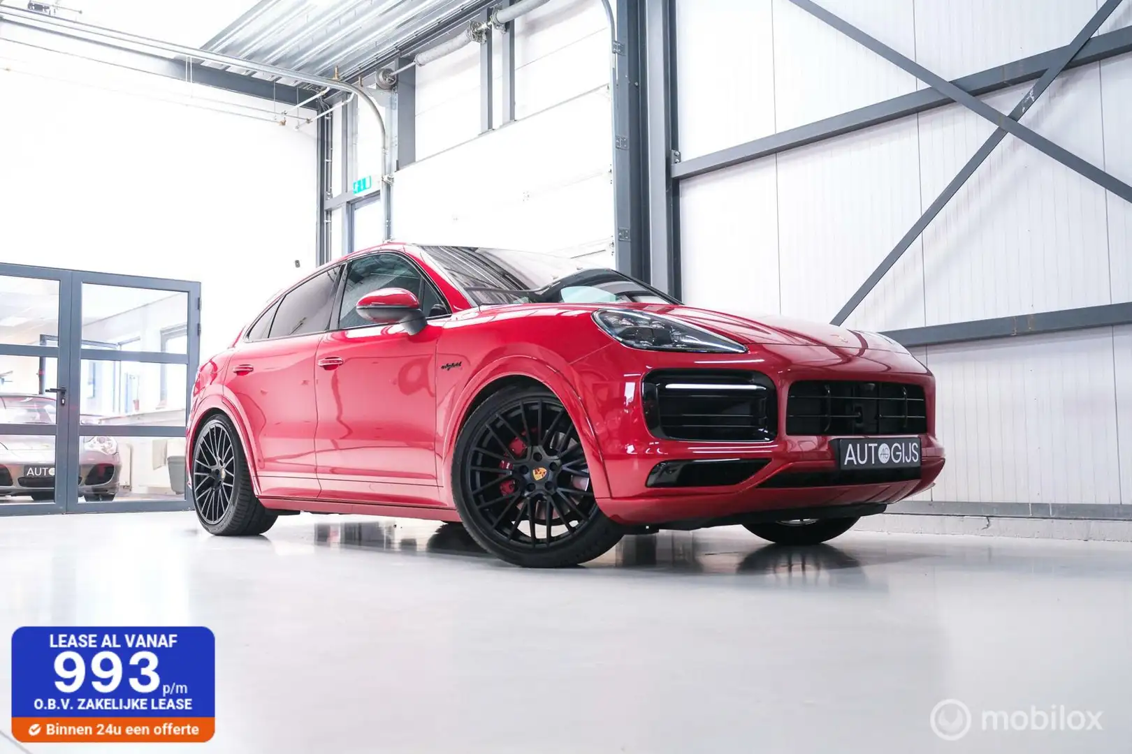 Porsche Cayenne Coupé 3.0 E-Hybrid | Karmijn Rood | Sportchrono | Rood - 1