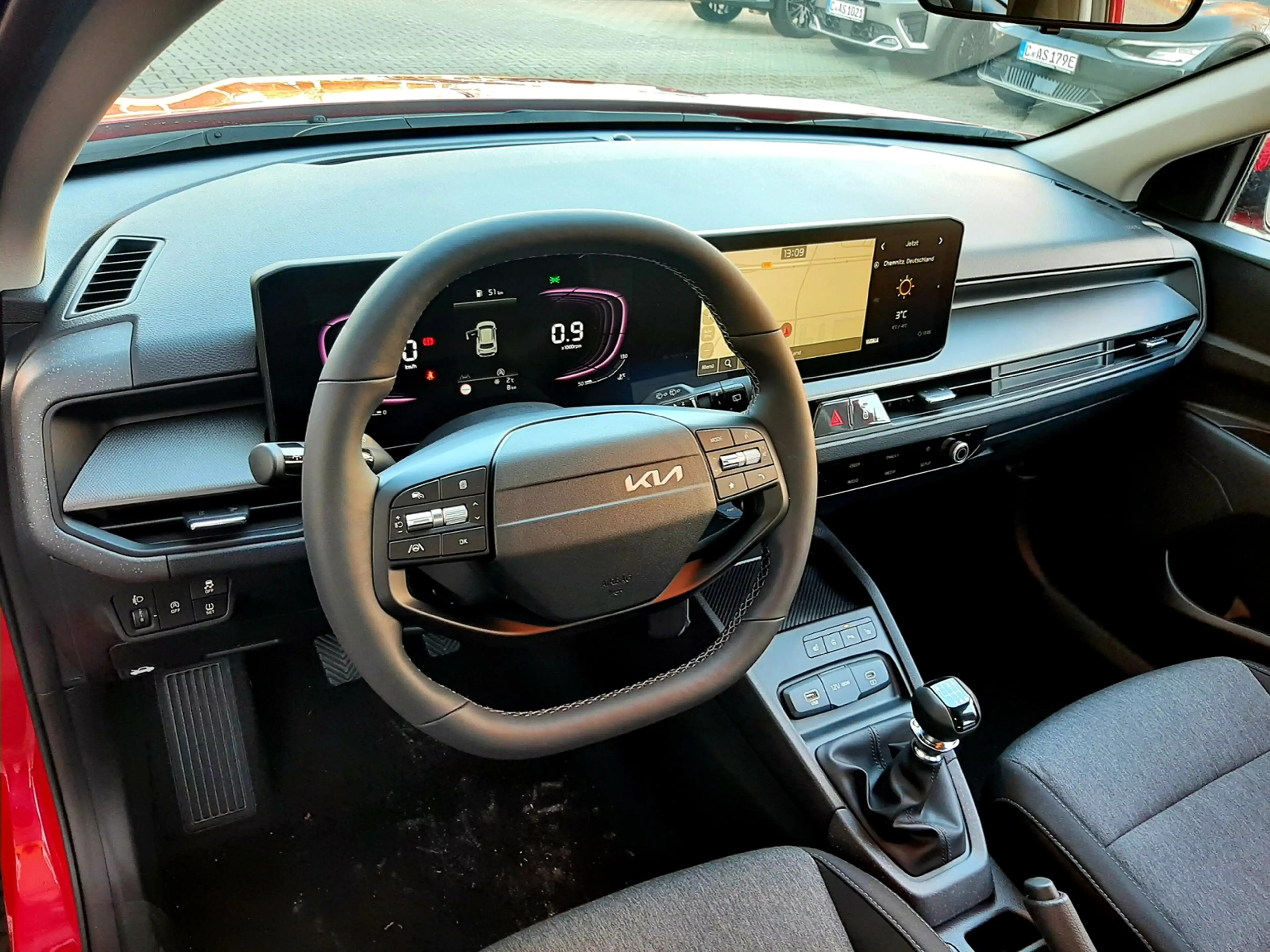 Kia Stonic 1.0T MT 100 Spin NAVI LENKRADHEIZUNG MJ26 — photo 8