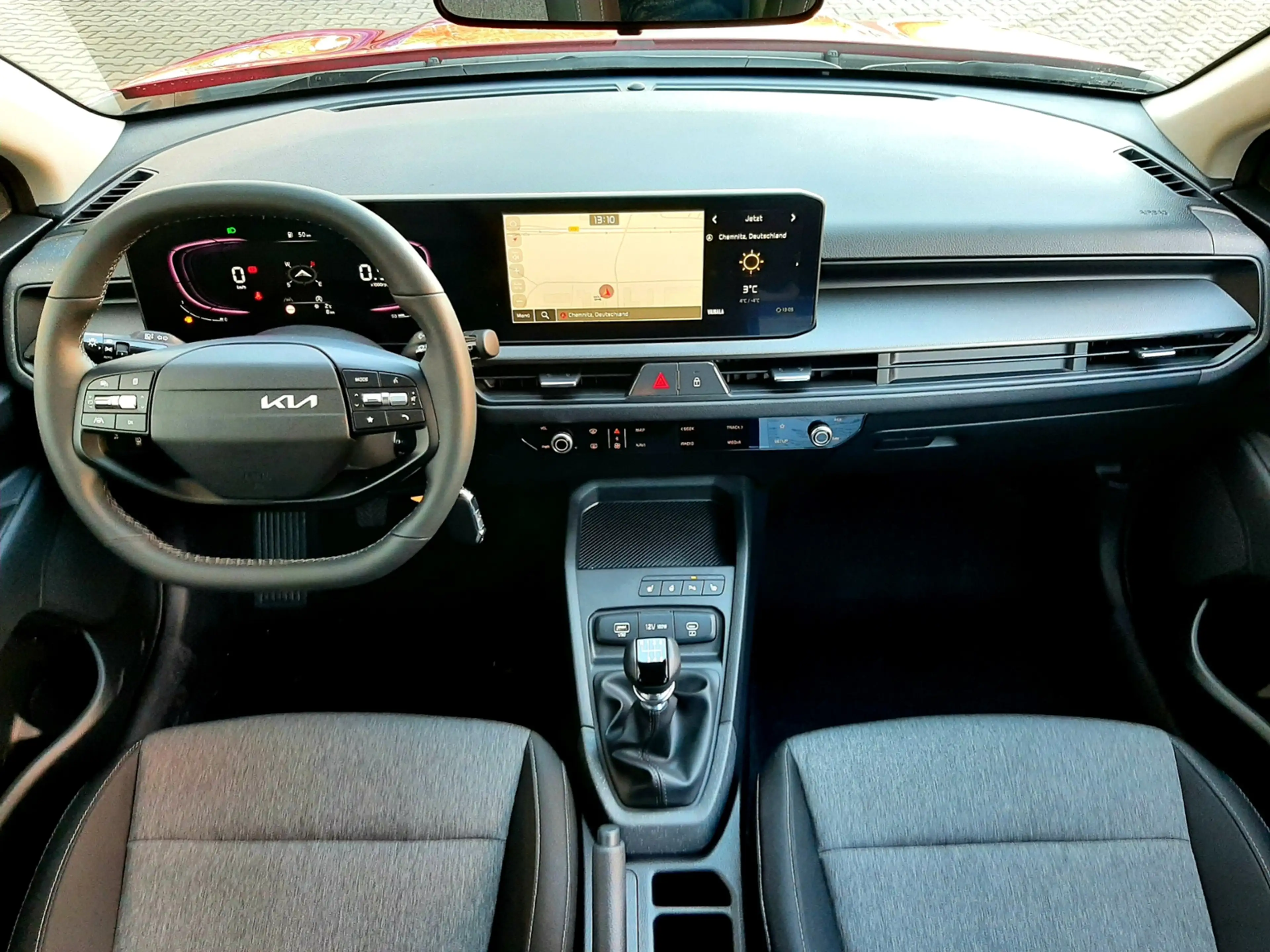 Kia Stonic 1.0T MT 100 Spin NAVI LENKRADHEIZUNG MJ26 — photo 15