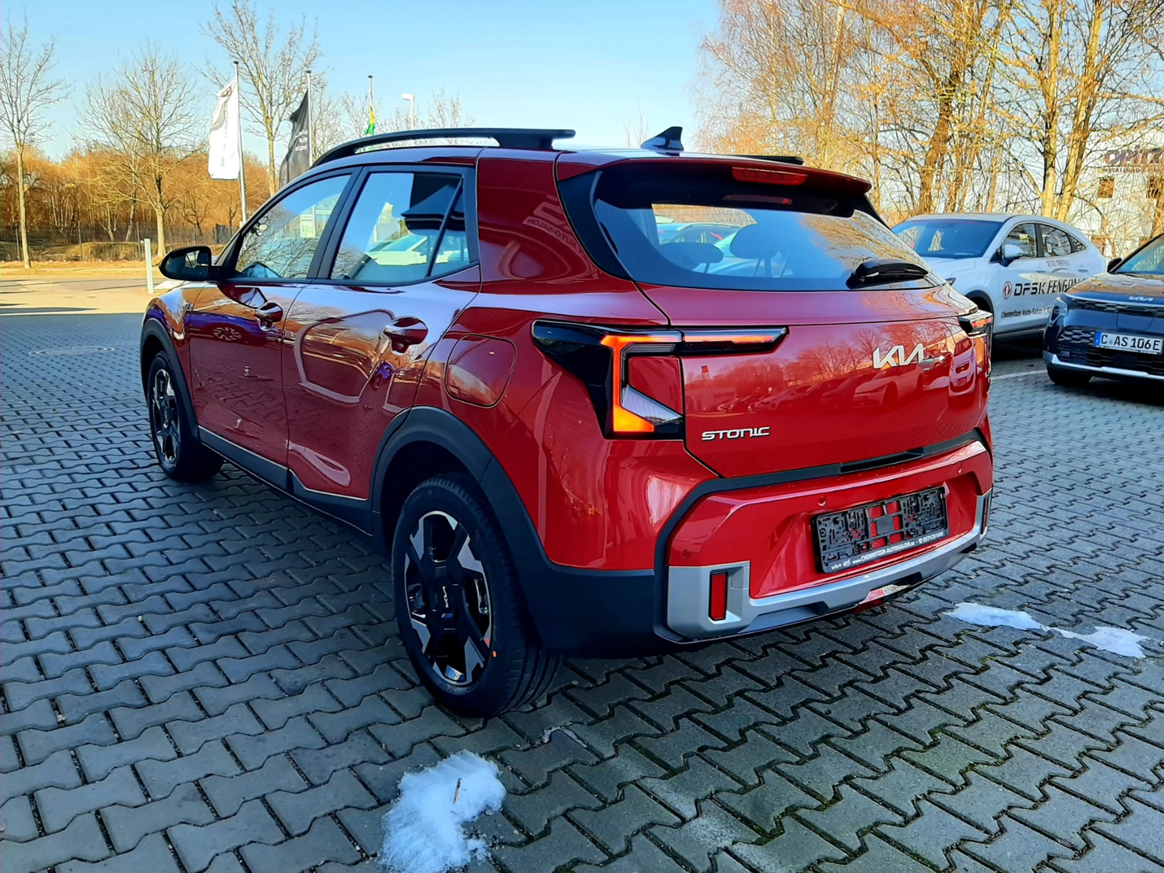 Kia Stonic 1.0T MT 100 Spin NAVI LENKRADHEIZUNG MJ26 — photo 6