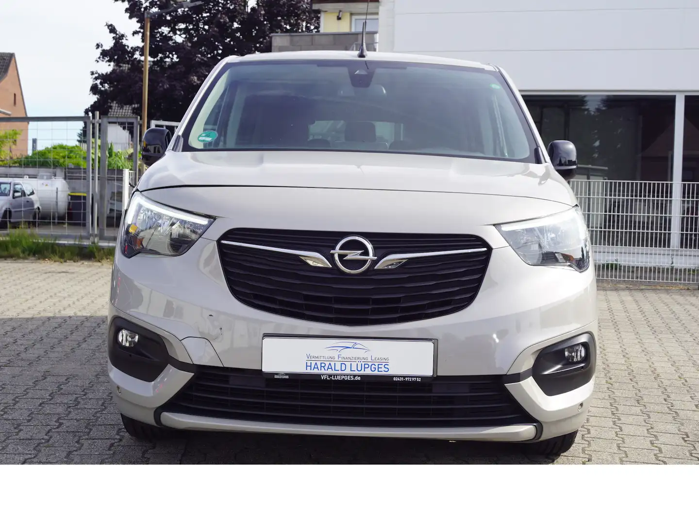 Opel Combo Life Elegance, 7-Sitzer, Navi, RFK, Euro 6 Grijs - 2