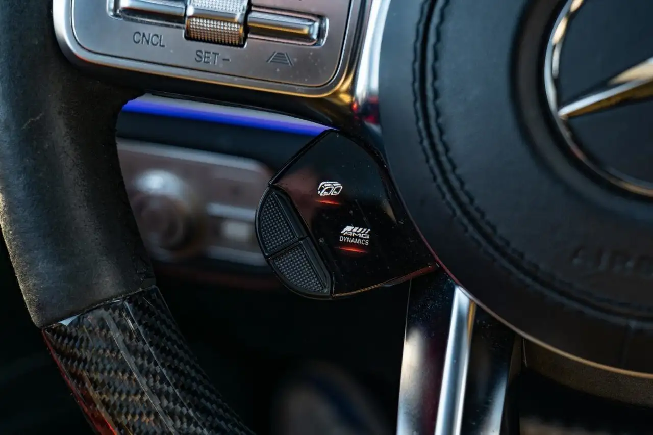 Mercedes-Benz GLE снимка Mercedes-Benz GLE