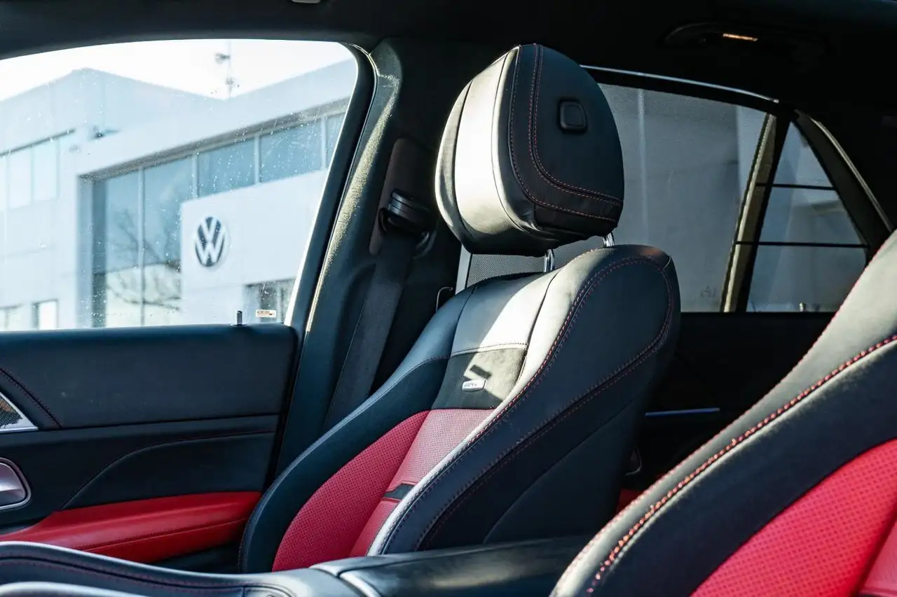 Mercedes-Benz GLE снимка Mercedes-Benz GLE