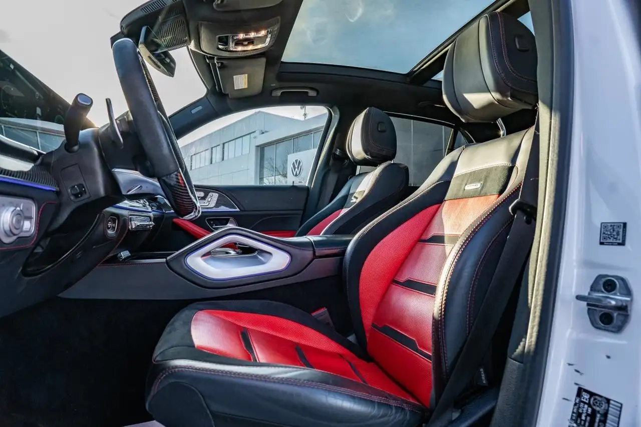 Mercedes-Benz GLE снимка Mercedes-Benz GLE