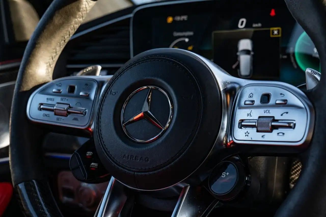 Mercedes-Benz GLE снимка Mercedes-Benz GLE