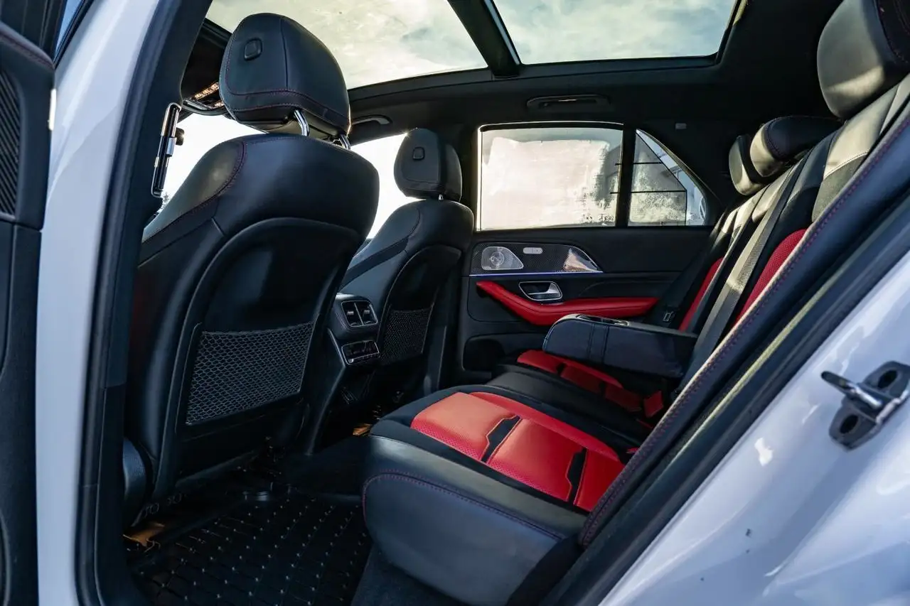 Mercedes-Benz GLE снимка Mercedes-Benz GLE